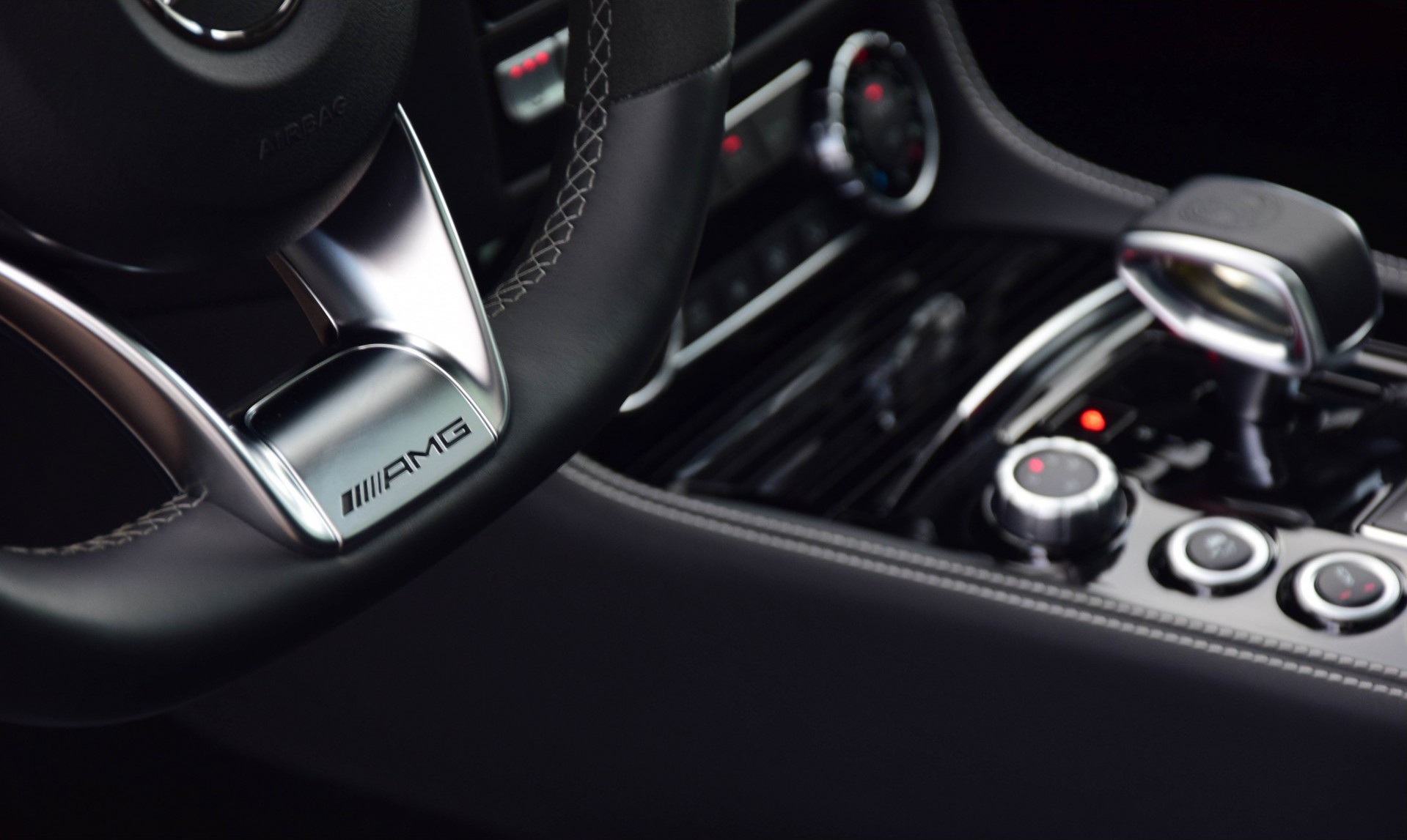 Mercedes-Benz CLS-Klasse 63 AMG S 4-M Designo Ceramic/Carbon/Driverspackage/B&O/Exclusive Aut7 Foto 12