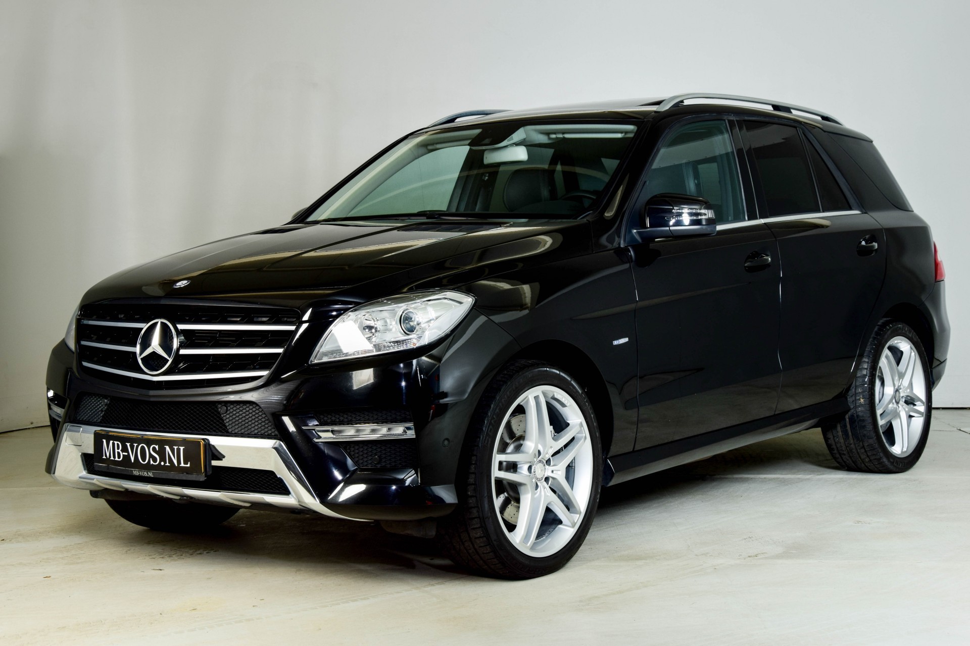 Mercedes-Benz M-Klasse 350 4-M AMG Luchtvering/Standkachel/Dak/Wegkl-trekhaak Aut7 Foto 1