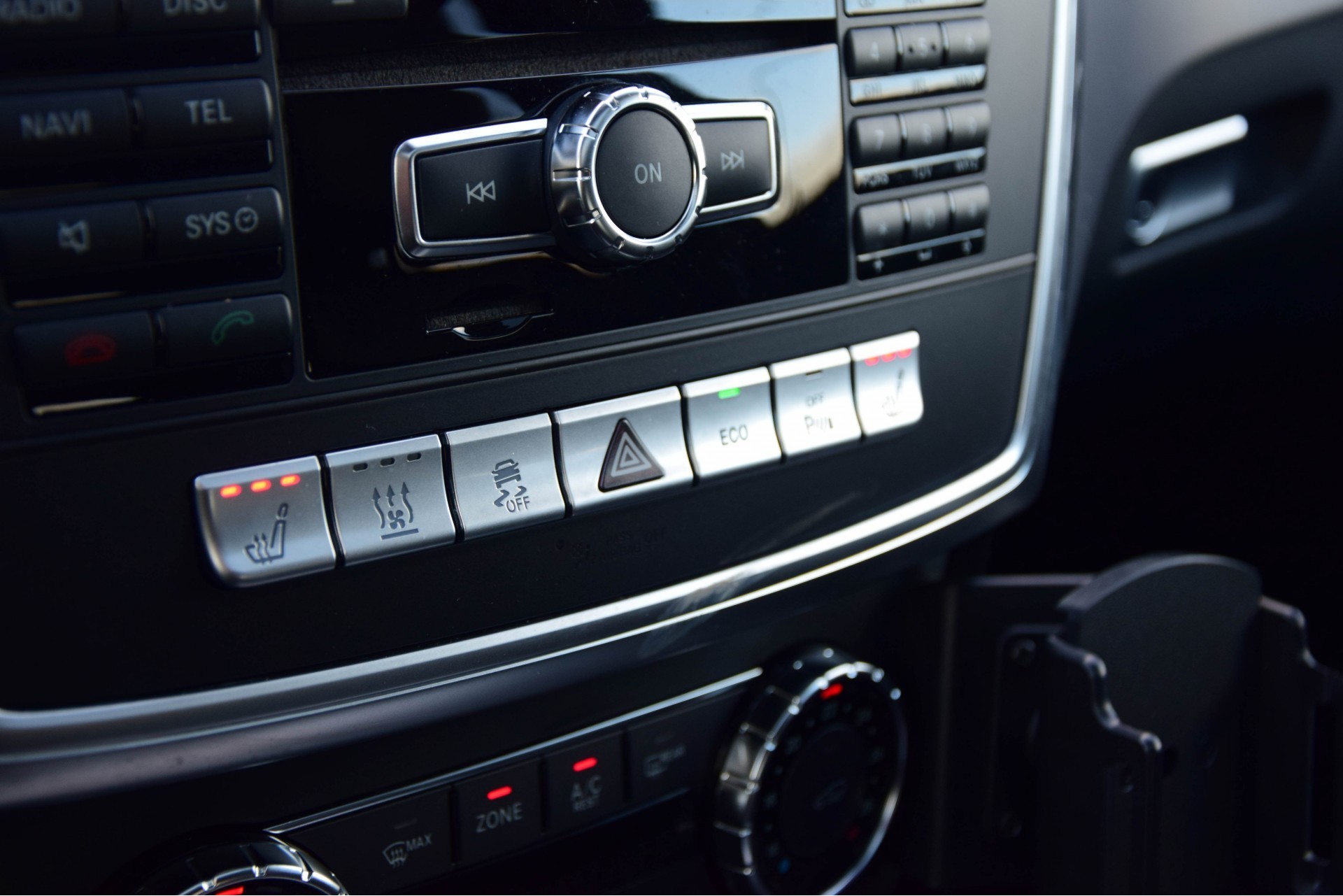 Mercedes-Benz M-Klasse 350 4-M AMG Luchtvering/Standkachel/Dak/Wegkl-trekhaak Aut7 Foto 13