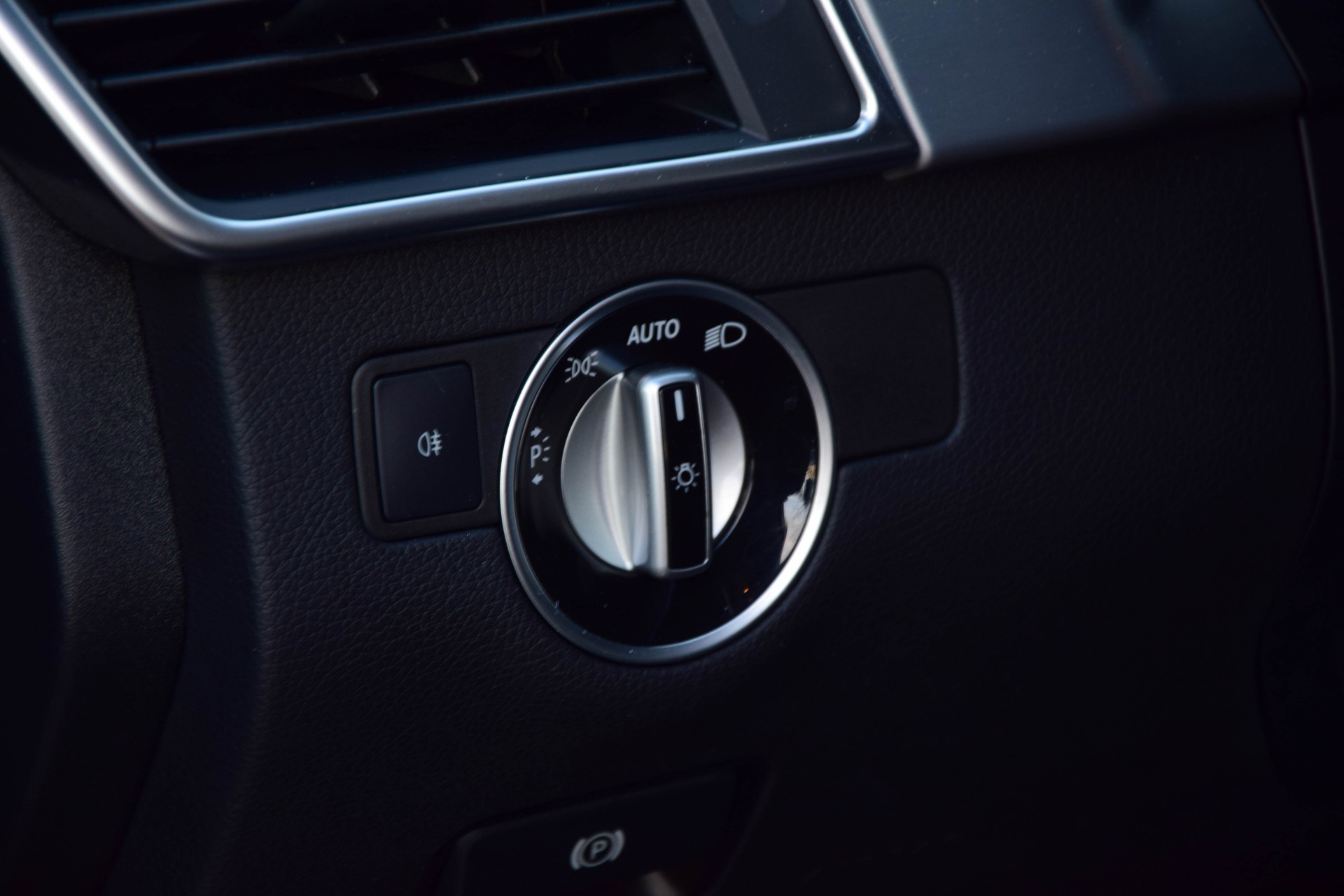 Mercedes-Benz M-Klasse 350 4-M AMG Luchtvering/Standkachel/Dak/Wegkl-trekhaak Aut7 Foto 8