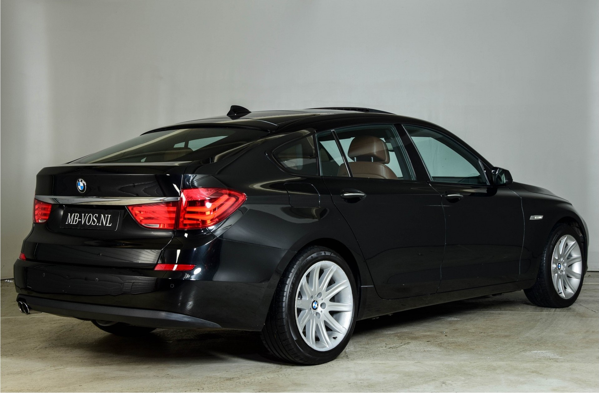 BMW 5 Serie Gran Turismo 530D High Executive Vollausstattung Aut8 Foto 2