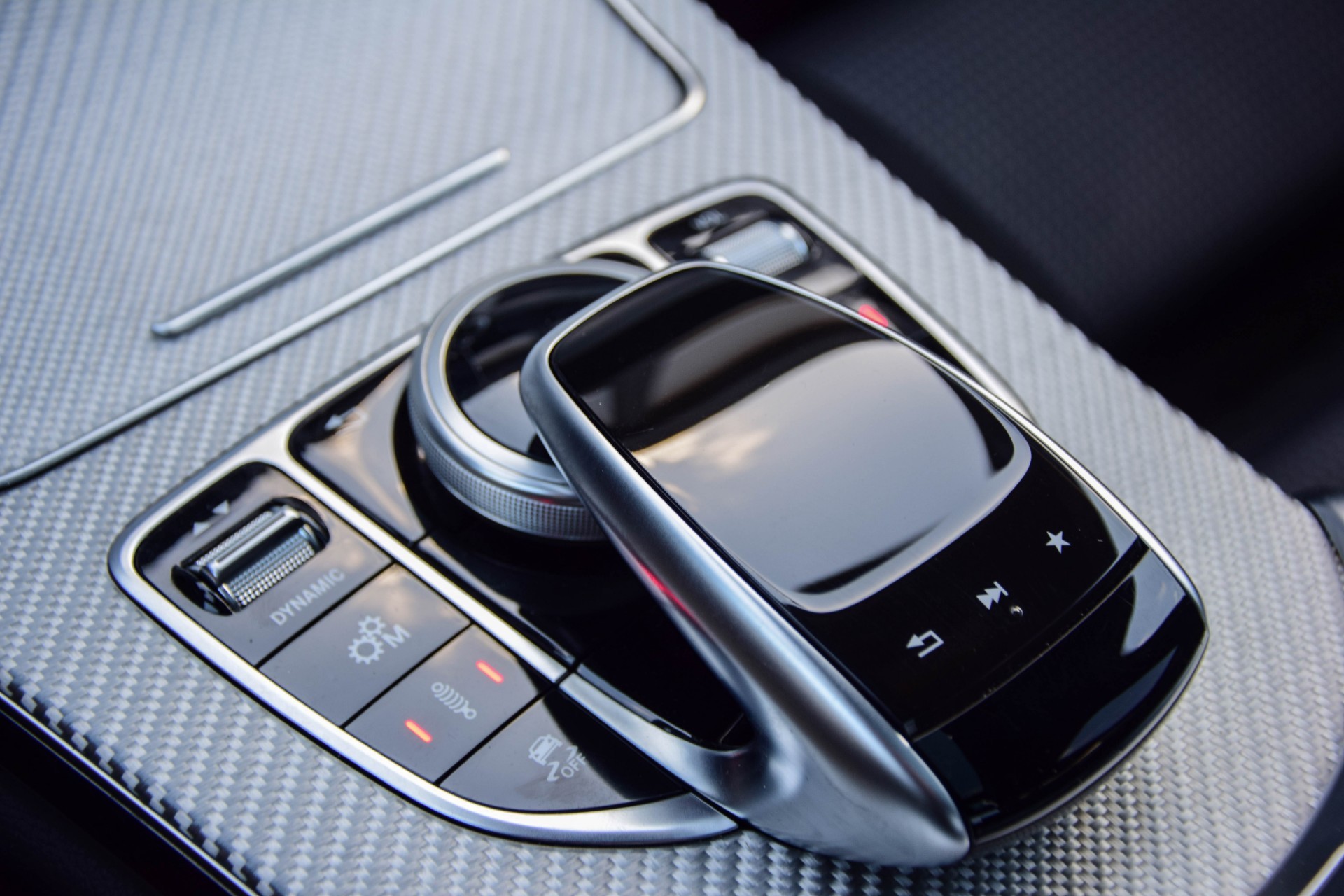 Mercedes-Benz C-Klasse 63 AMG Night Performance Aut7 Foto 15