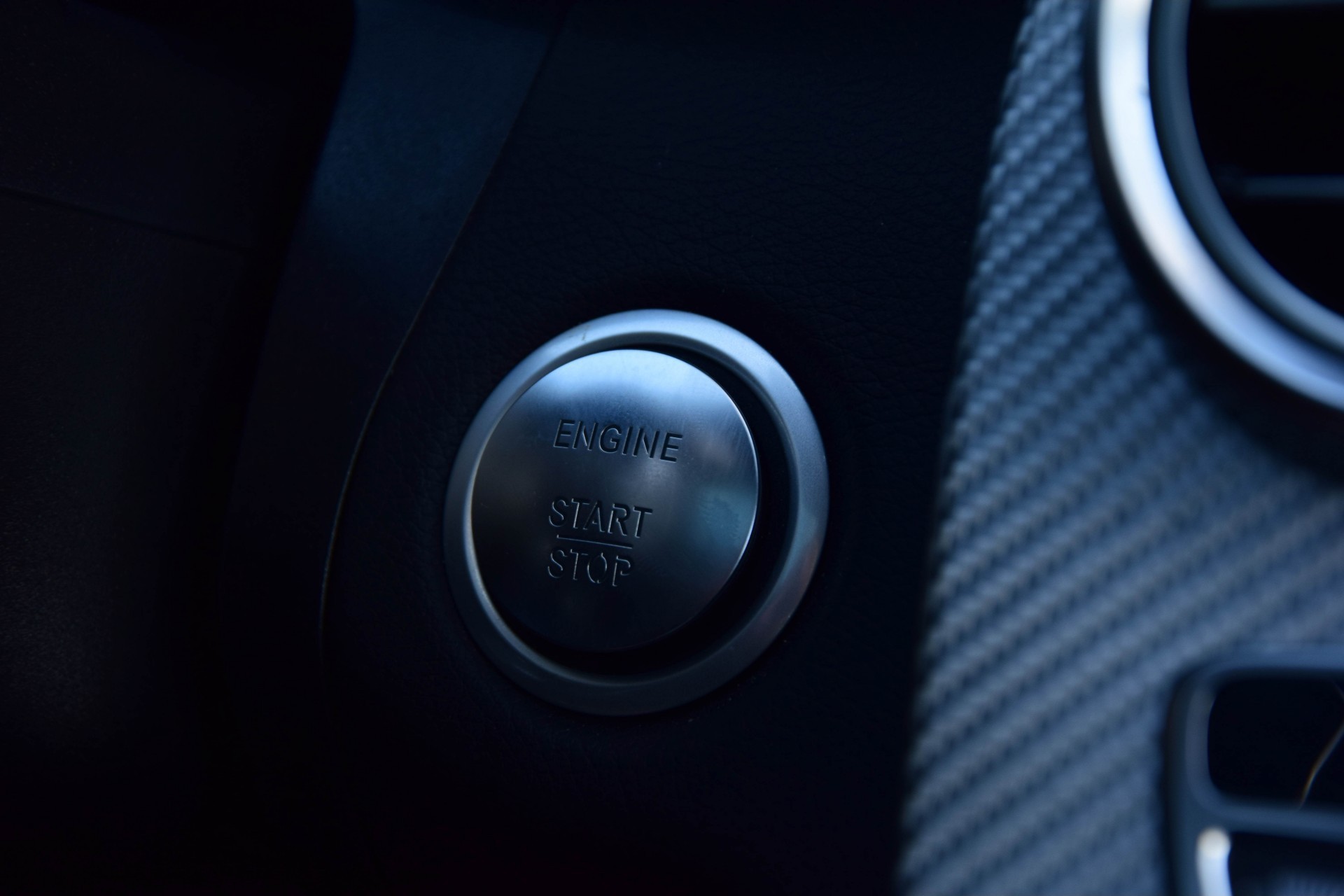 Mercedes-Benz C-Klasse 63 AMG Night Performance Aut7 Foto 17