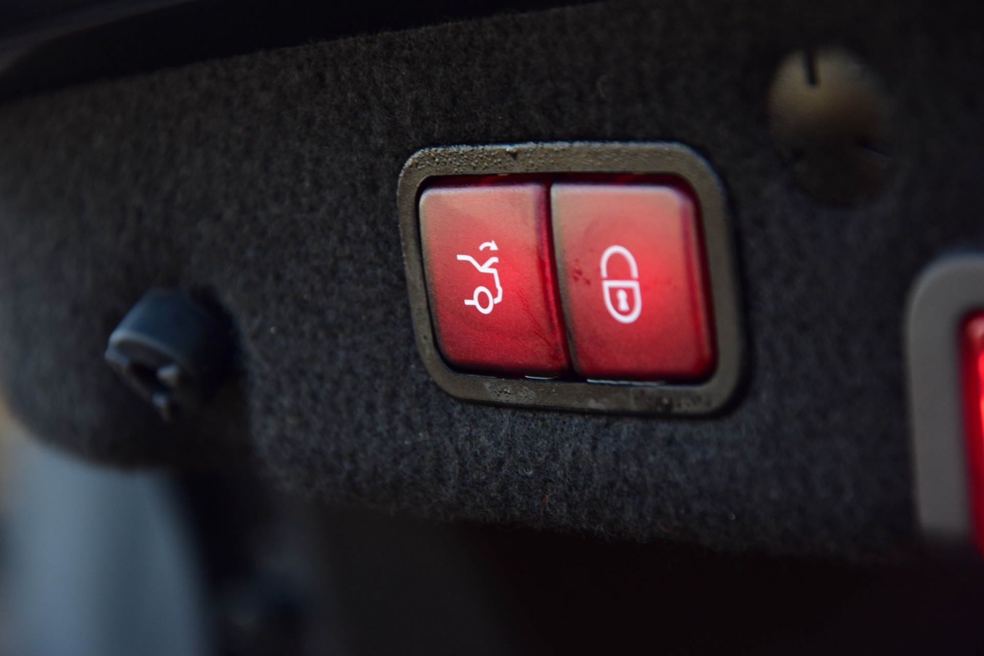 Mercedes-Benz C-Klasse 63 AMG Night Performance Aut7 Foto 19