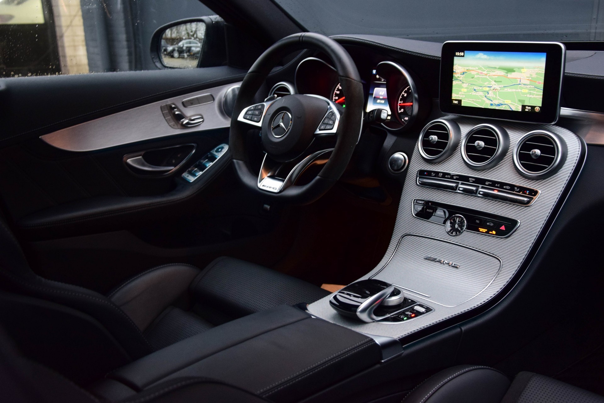 Mercedes-Benz C-Klasse 63 AMG Night Performance Aut7 Foto 6