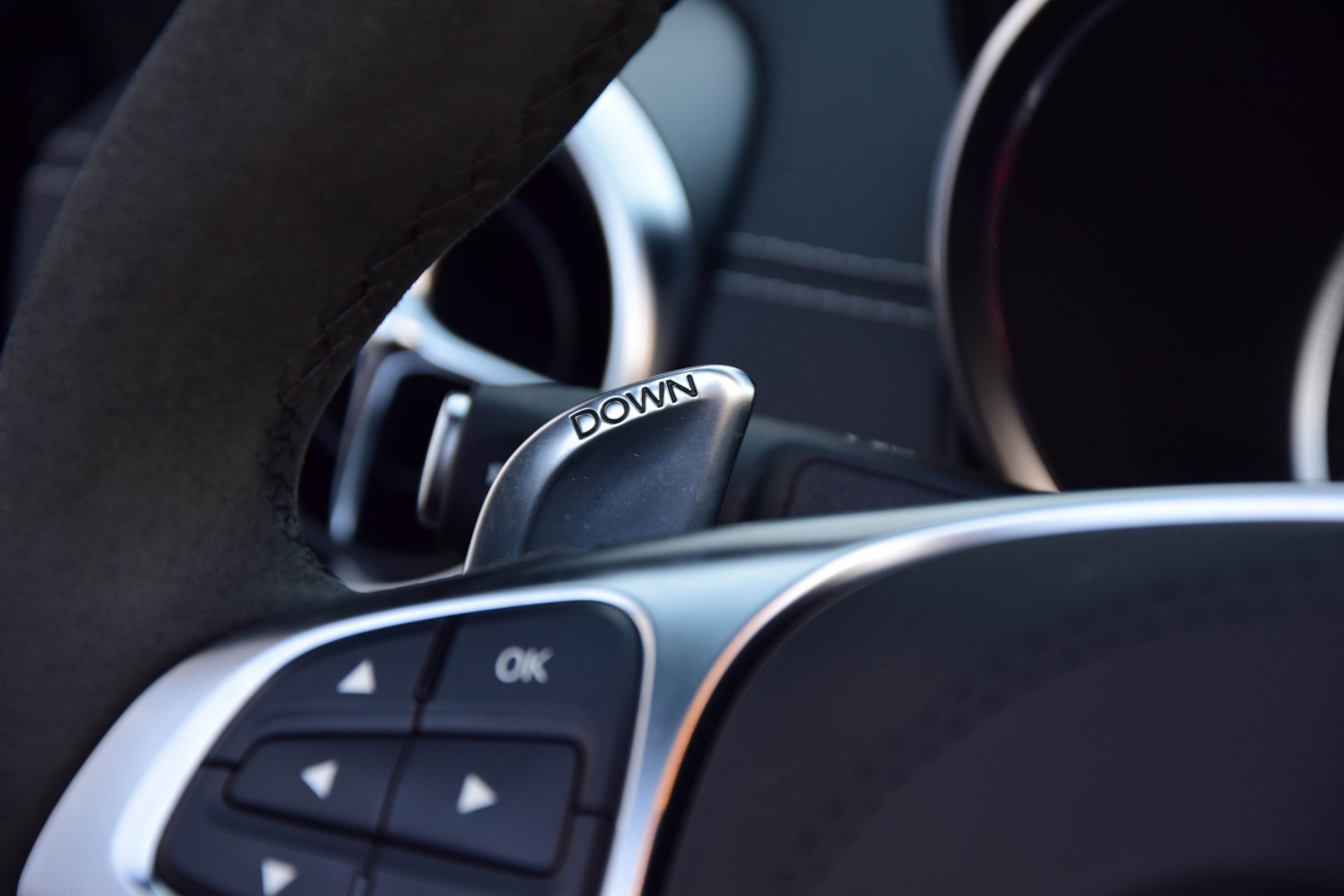 Mercedes-Benz SL-Klasse 63 AMG Carbon/Distronic/Panorama/Keyless/TV/Exclusive Aut7 Foto 24