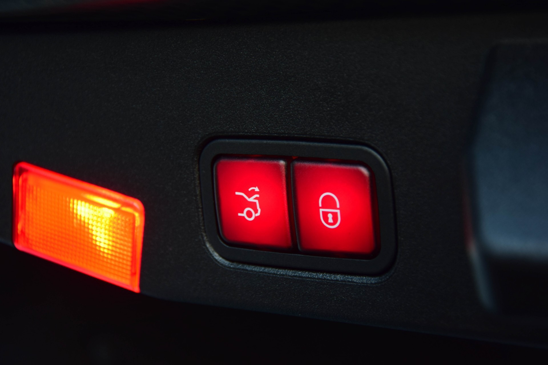 Mercedes-Benz SL-Klasse 63 AMG Carbon/Distronic/Panorama/Keyless/TV/Exclusive Aut7 Foto 28