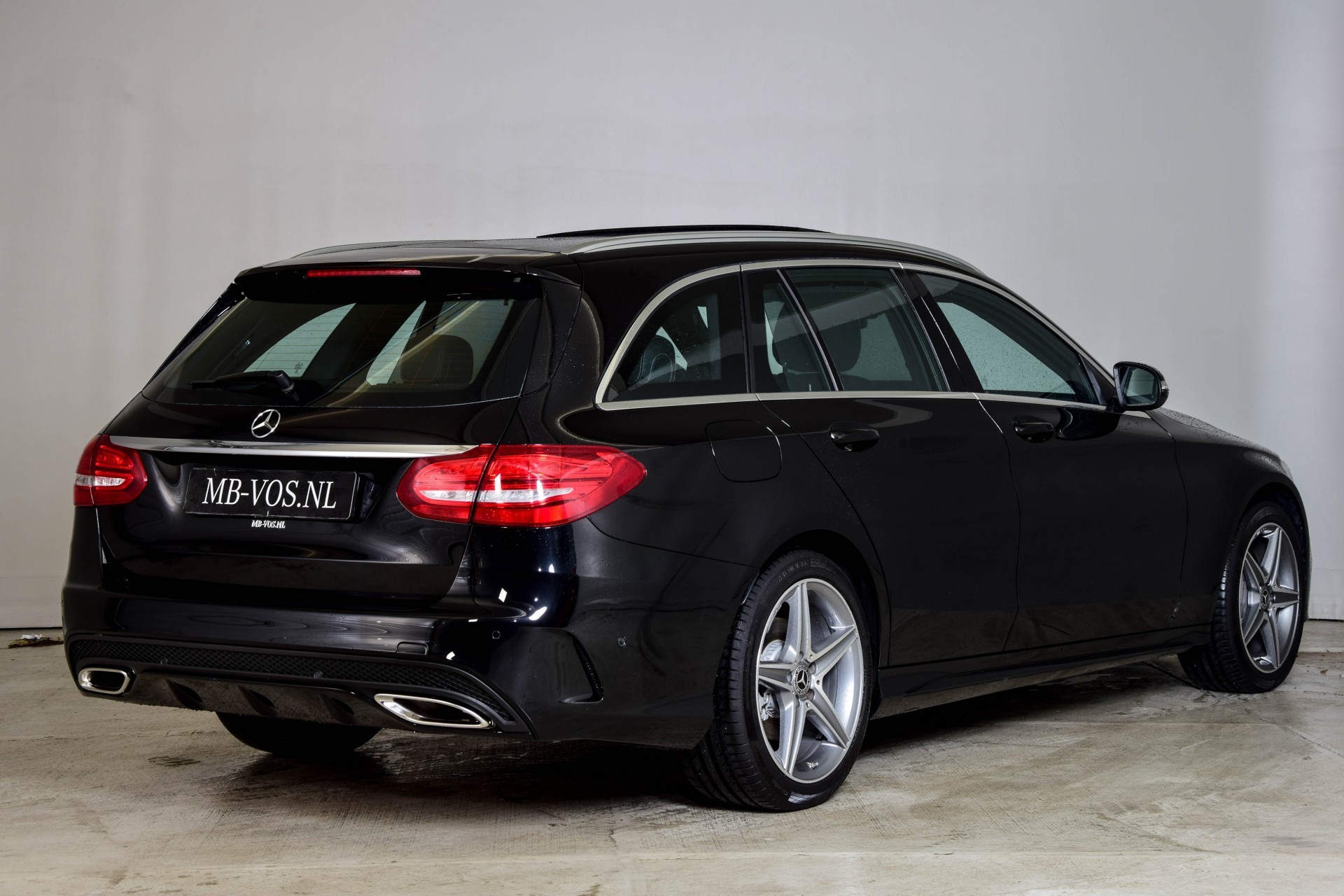 Mercedes-Benz C-Klasse Estate 250 AMG Panorama/Luchtvering/Distronic/Standkachel Aut9 Foto 2