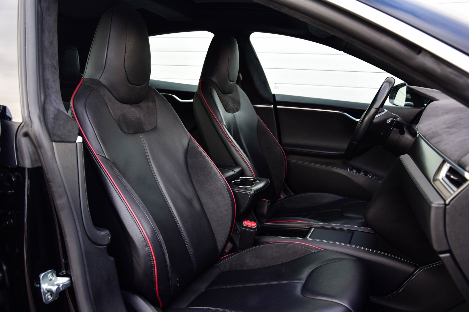 Tesla Model S 85 PERFORMANCE Pano/Carbon/Tech Package/Fidelity Sound/Smart Suspension Foto 3