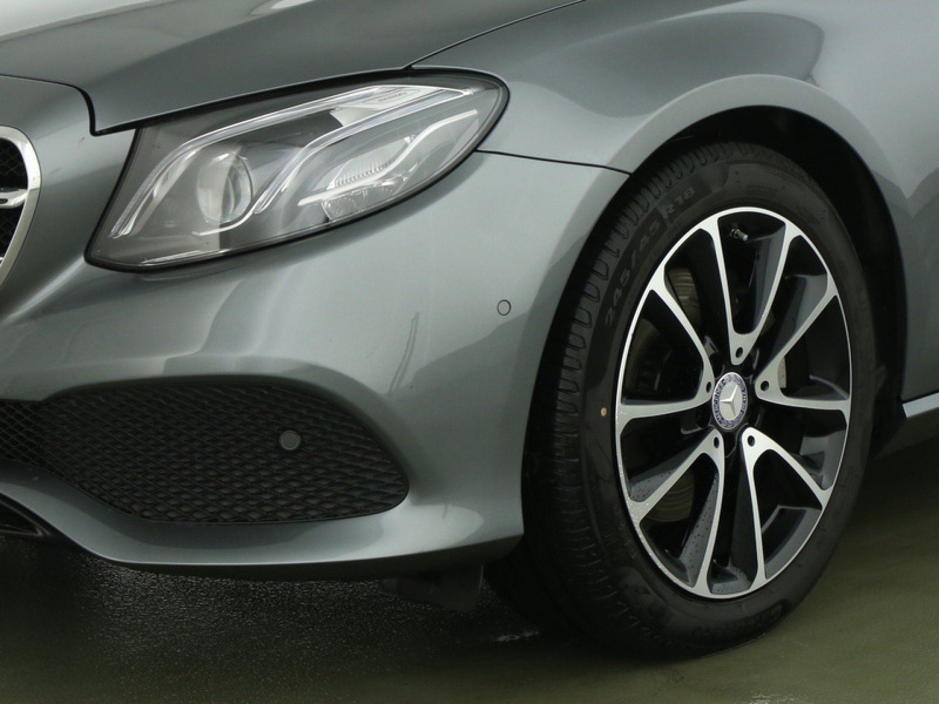 Mercedes-Benz E-Klasse 220 D AVG Widescreen/Comand/ILS/Night Aut9 TAXIPRIJS EX/EX Foto 9