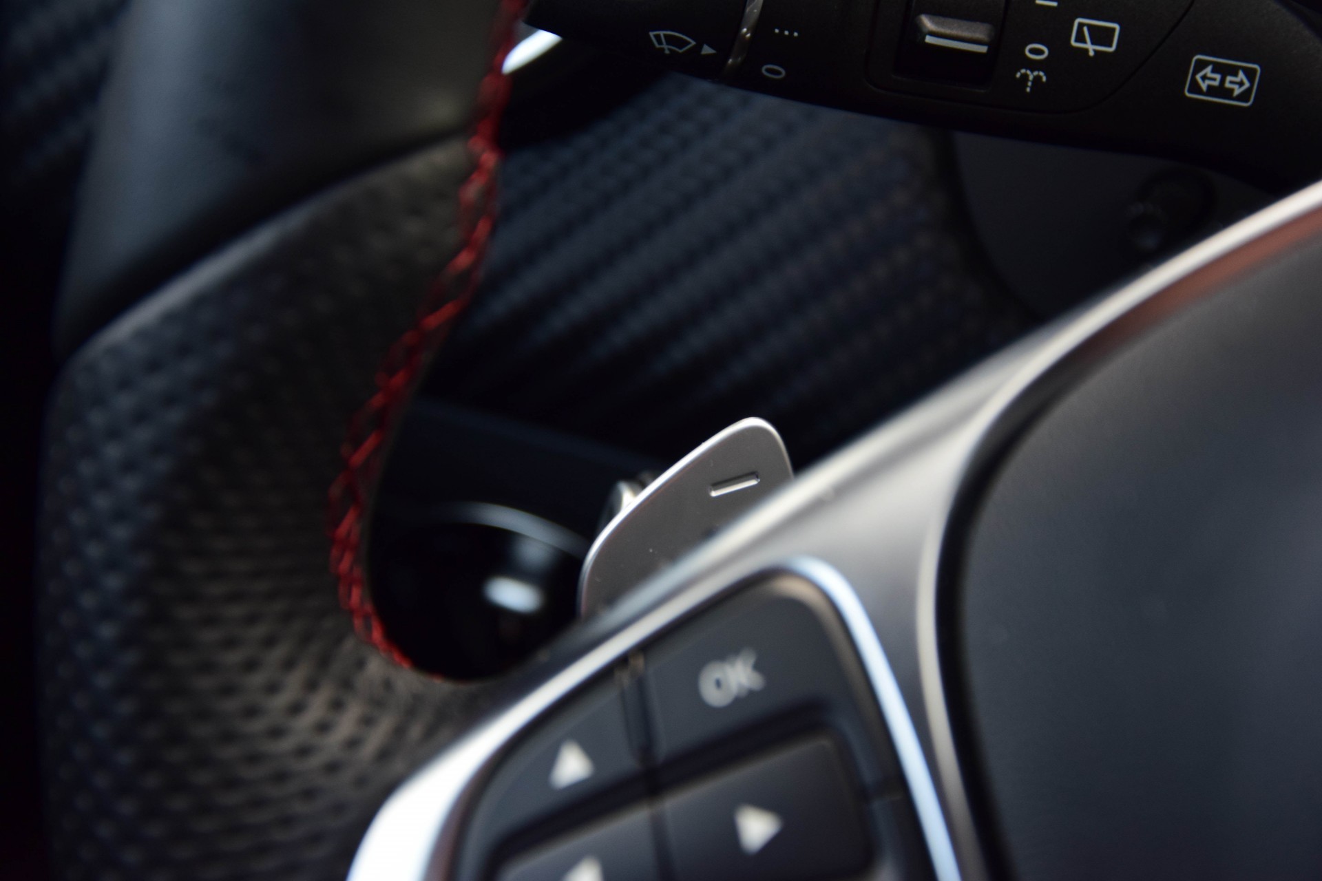 Mercedes-Benz A-Klasse 180 AMG LED/3D navi/Verw-stln Aut7 Foto 11