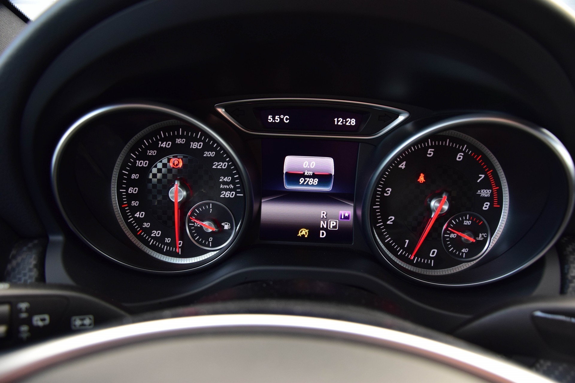 Mercedes-Benz A-Klasse 180 AMG LED/3D navi/Verw-stln Aut7 Foto 7