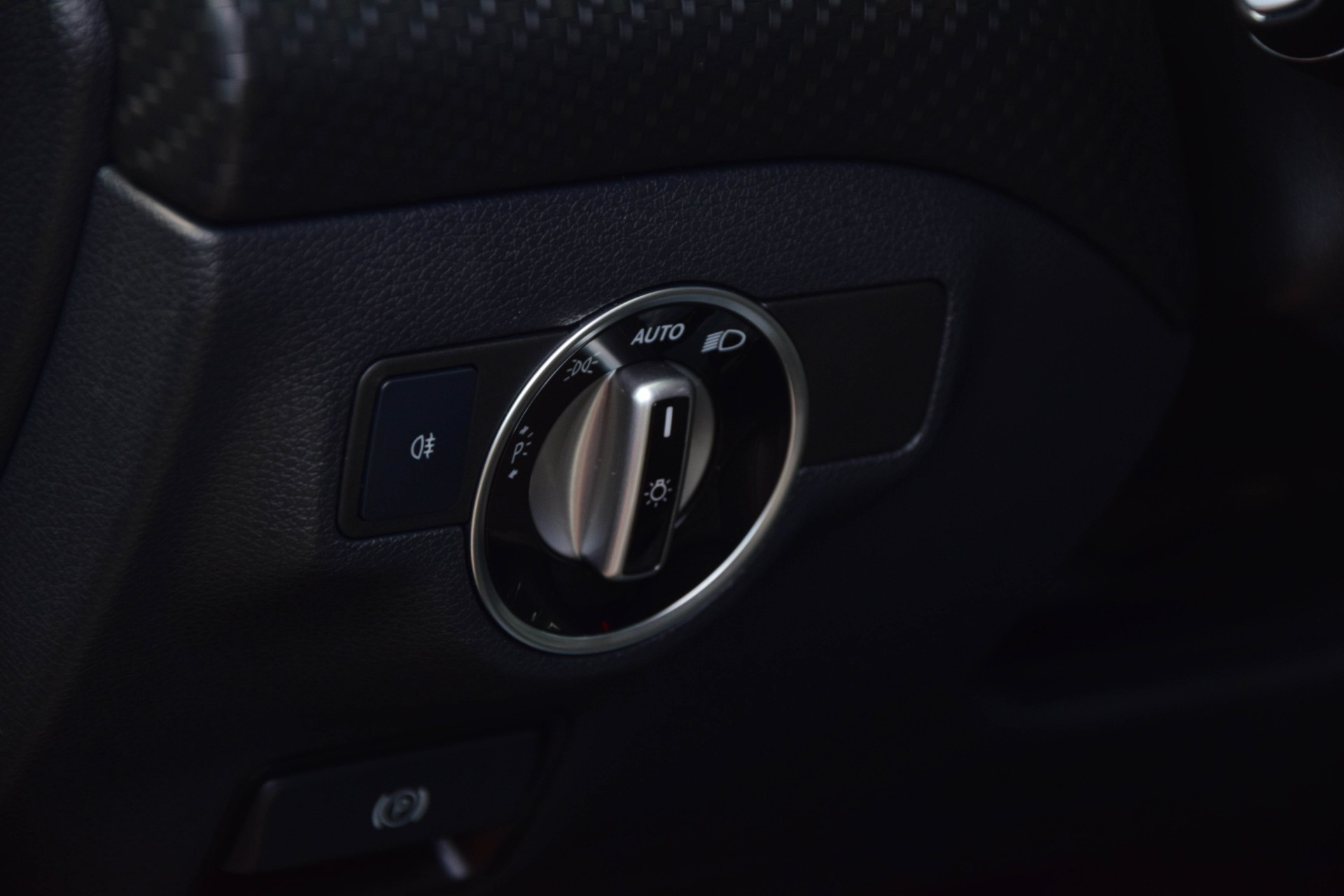 Mercedes-Benz A-Klasse 180 AMG LED/3D navi/Verw-stln Aut7 Foto 9