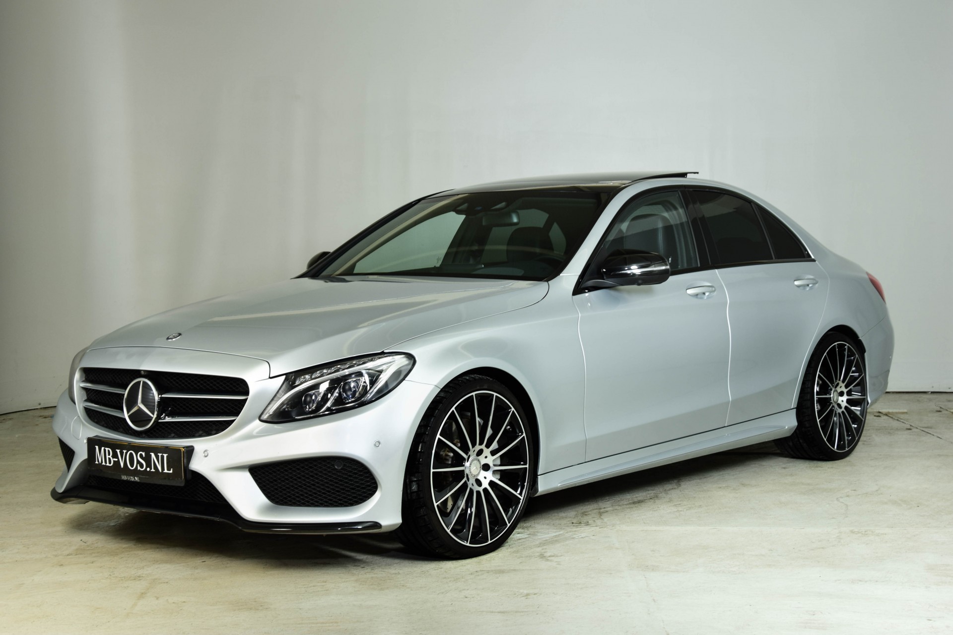 Mercedes-Benz C-Klasse 250d AMG Luchtvering/Distronic/Keyless/360/Burmester Aut7 Foto 1