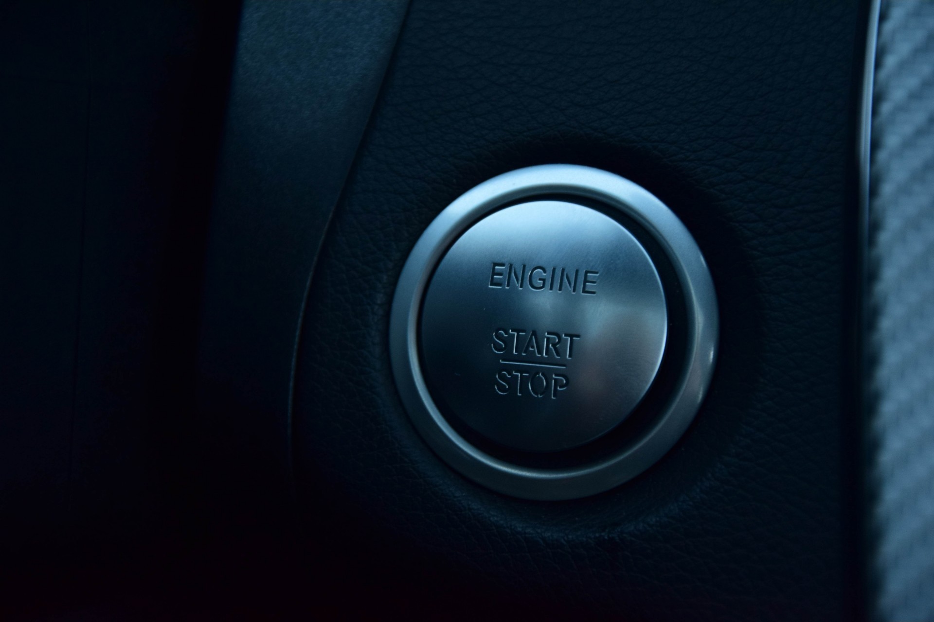 Mercedes-Benz C-Klasse 250d AMG Luchtvering/Distronic/Keyless/360/Burmester Aut7 Foto 11