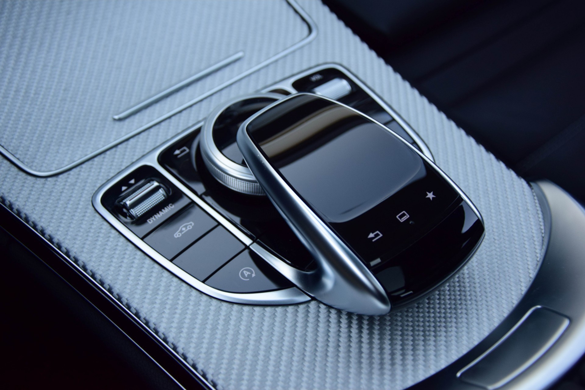 Mercedes-Benz C-Klasse 250d AMG Luchtvering/Distronic/Keyless/360/Burmester Aut7 Foto 15