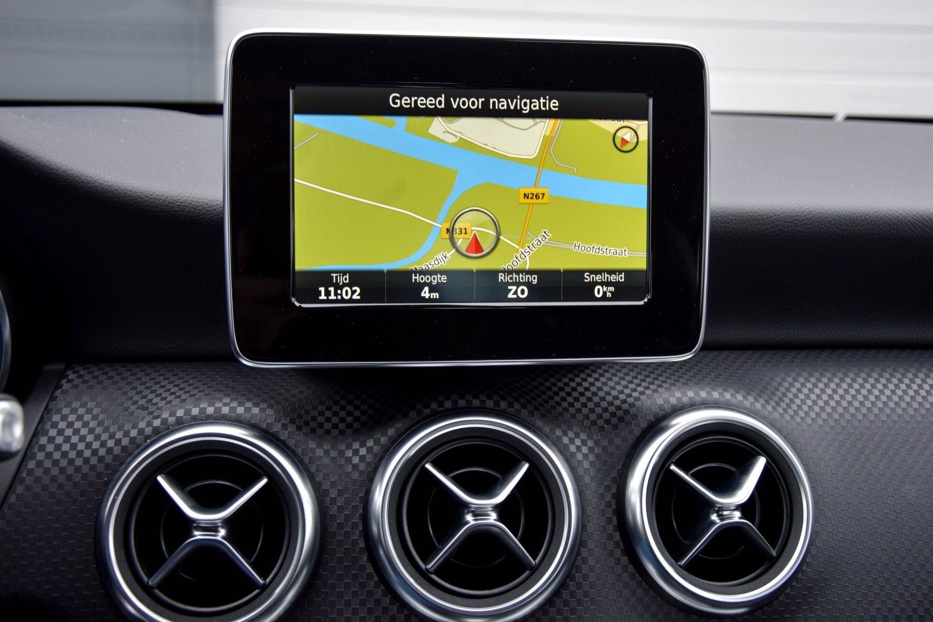 Mercedes-Benz A-Klasse 180 Urban Leder/LED/Navi/Verw-stln Aut7 Foto 12