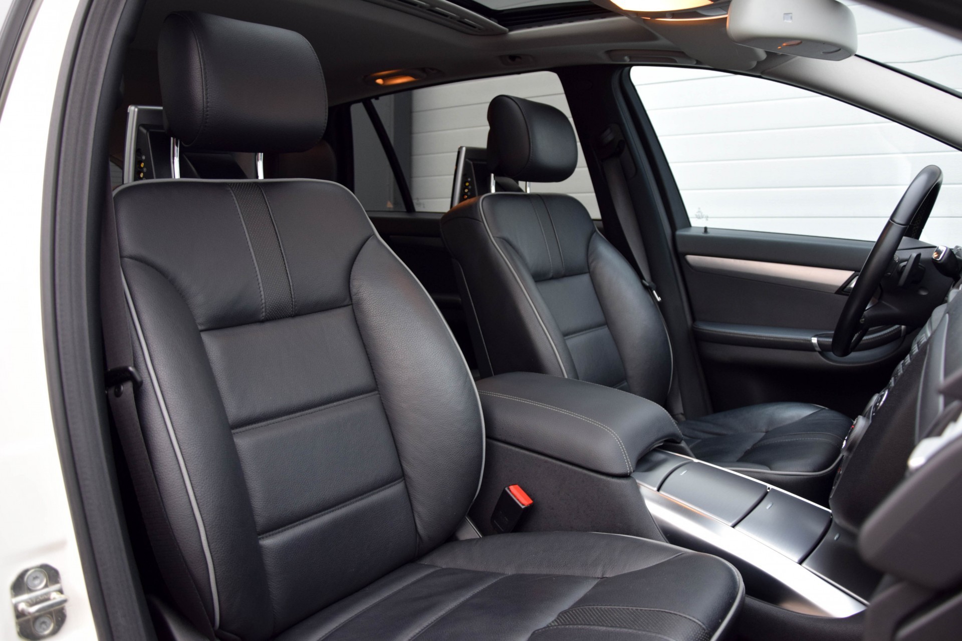 Mercedes-Benz R-Klasse 350 Cdi 4-M Lang 6-Persoons/Sport/Airmatic/Entertainment/Dak/Trhk Aut7 Foto 3