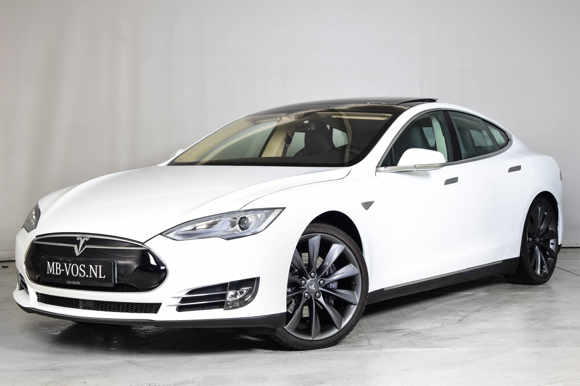 Tesla Model S 85 Panorama/Luchtvering/Autopilot/Techpakket Foto 1