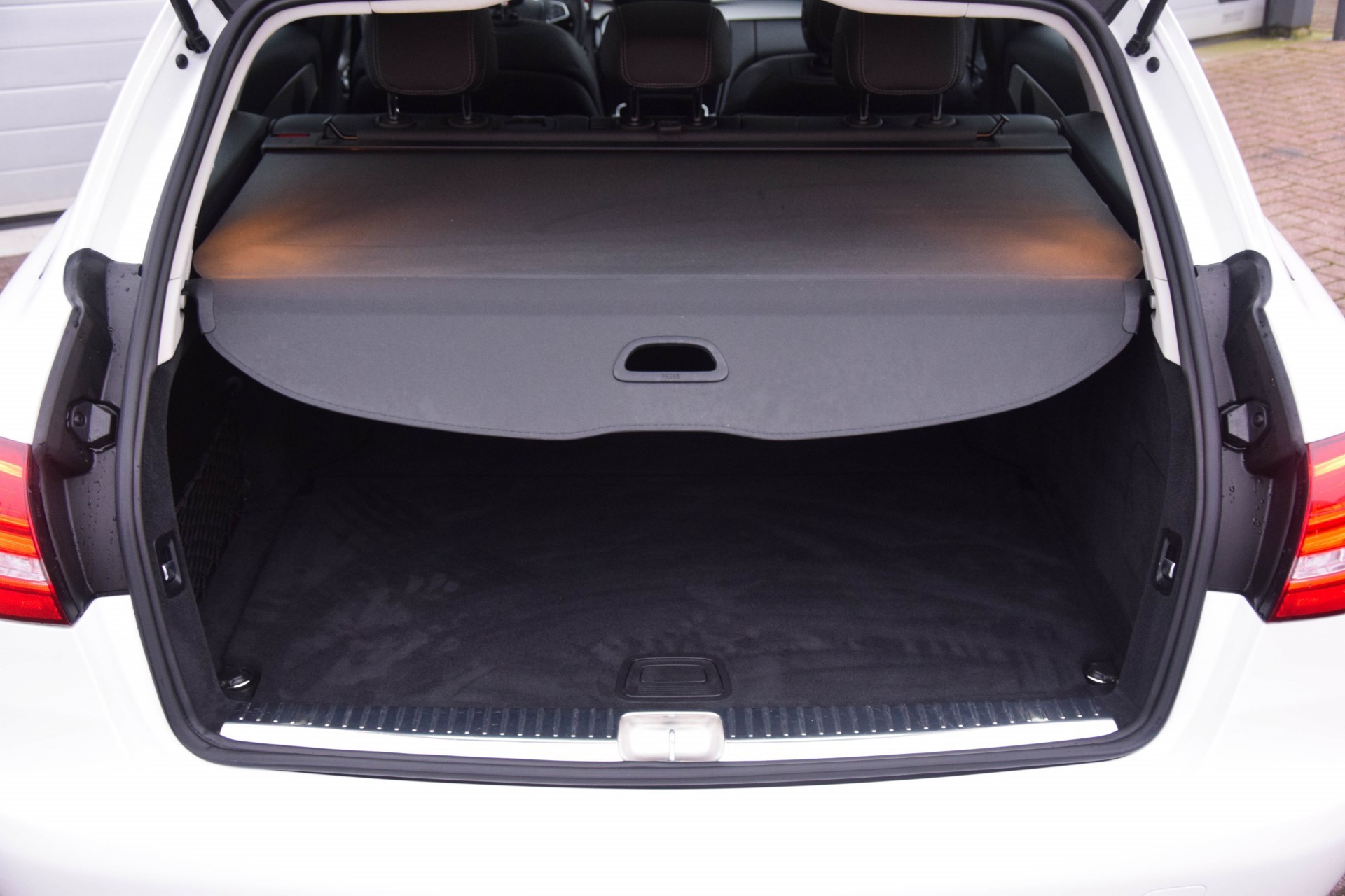 Mercedes-Benz C-Klasse Estate 220 Cdi Avantgarde Pano/Comand/Trhk/ILS Aut7 Foto 15