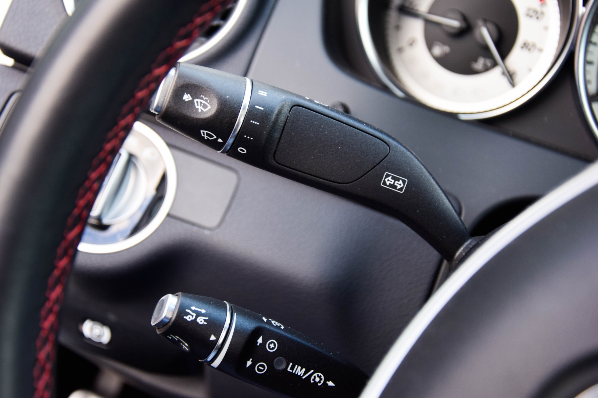 Mercedes-Benz C-Klasse 350 AMG Plus Distronic/Dak/Com/Wiss/ILS/Afn-trhk Aut7 Foto 14