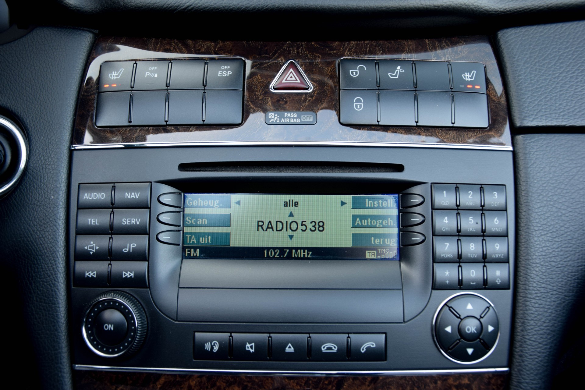 Mercedes-Benz CLK-Klasse Cabrio 200 Kompressor Leer/Navi/Mem/Bi-Xenon/SoundSystem/Aut5 Foto 13