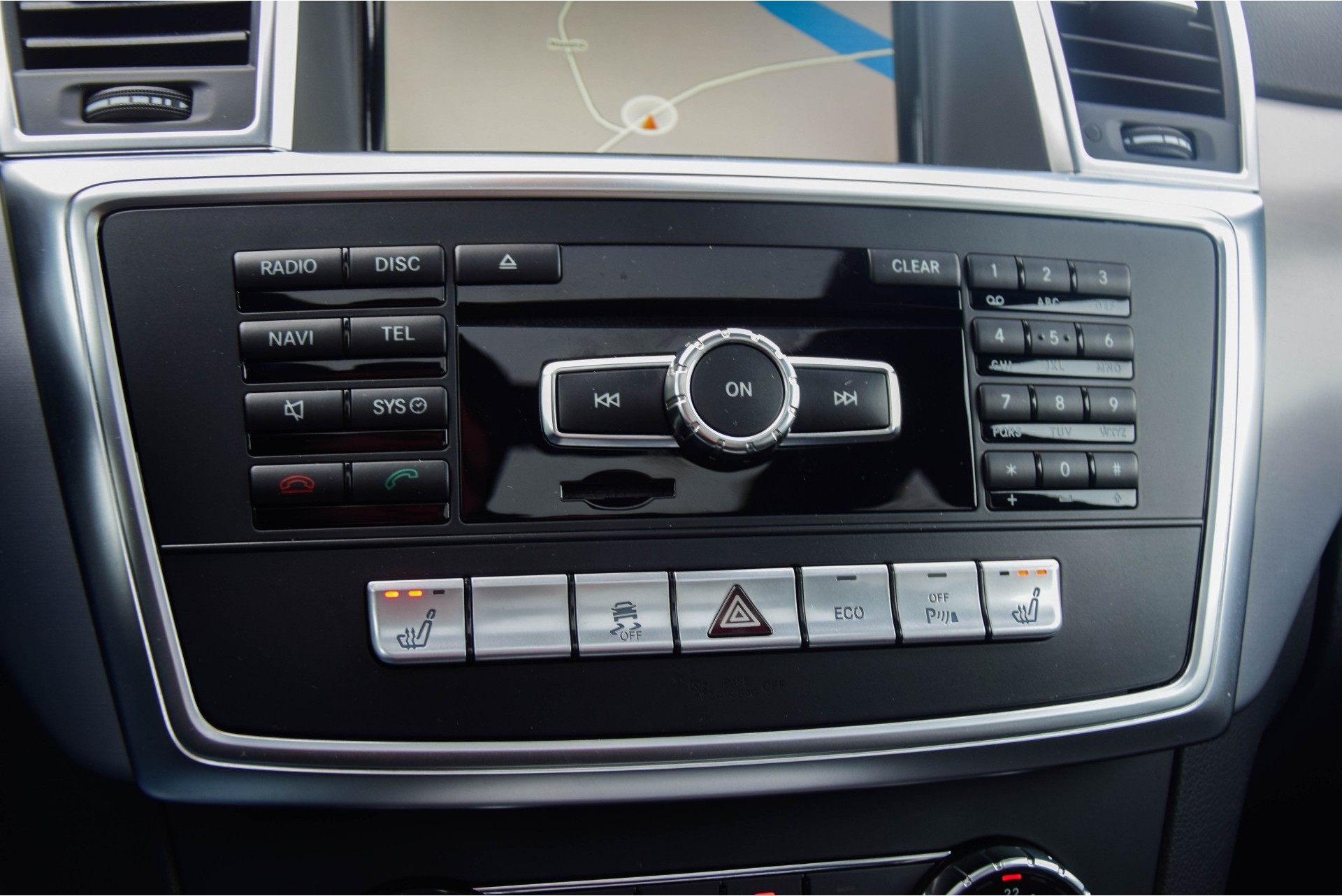 Mercedes-Benz M-Klasse 350 Bluetec 4-M AMG/Pano/Keyless/Harman-Kardon/Camera Aut7 Foto 10