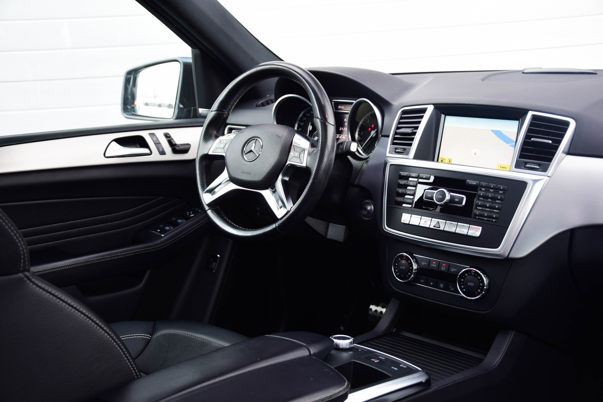 Mercedes-Benz M-Klasse 350 Bluetec 4-M AMG/Pano/Keyless/Harman-Kardon/Camera Aut7 Foto 4