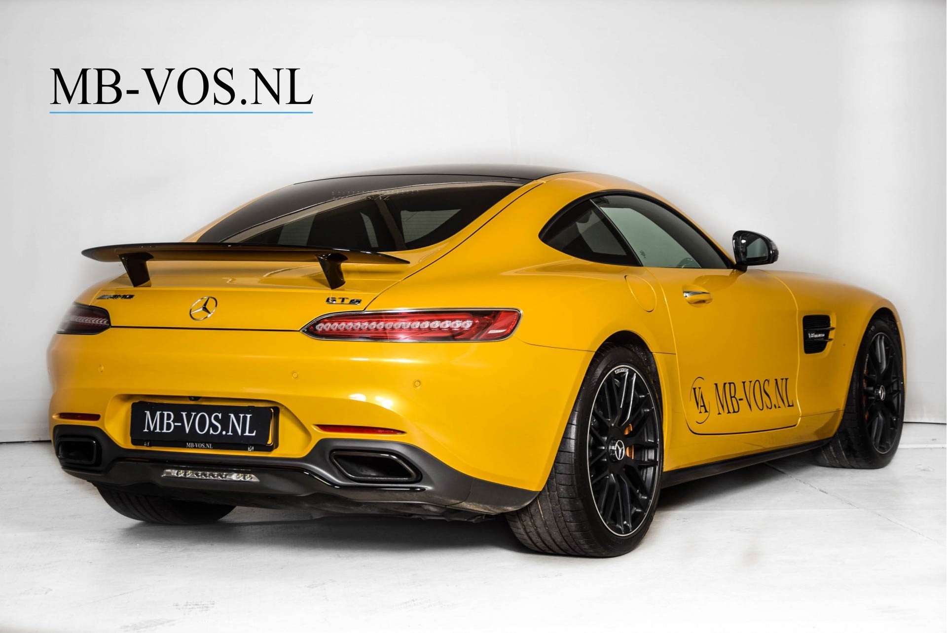 Mercedes-Benz AMG GT 4.0 S Designo/Ceramic/Dynamic Plus/Carbon/Performance Aut7 Foto 2