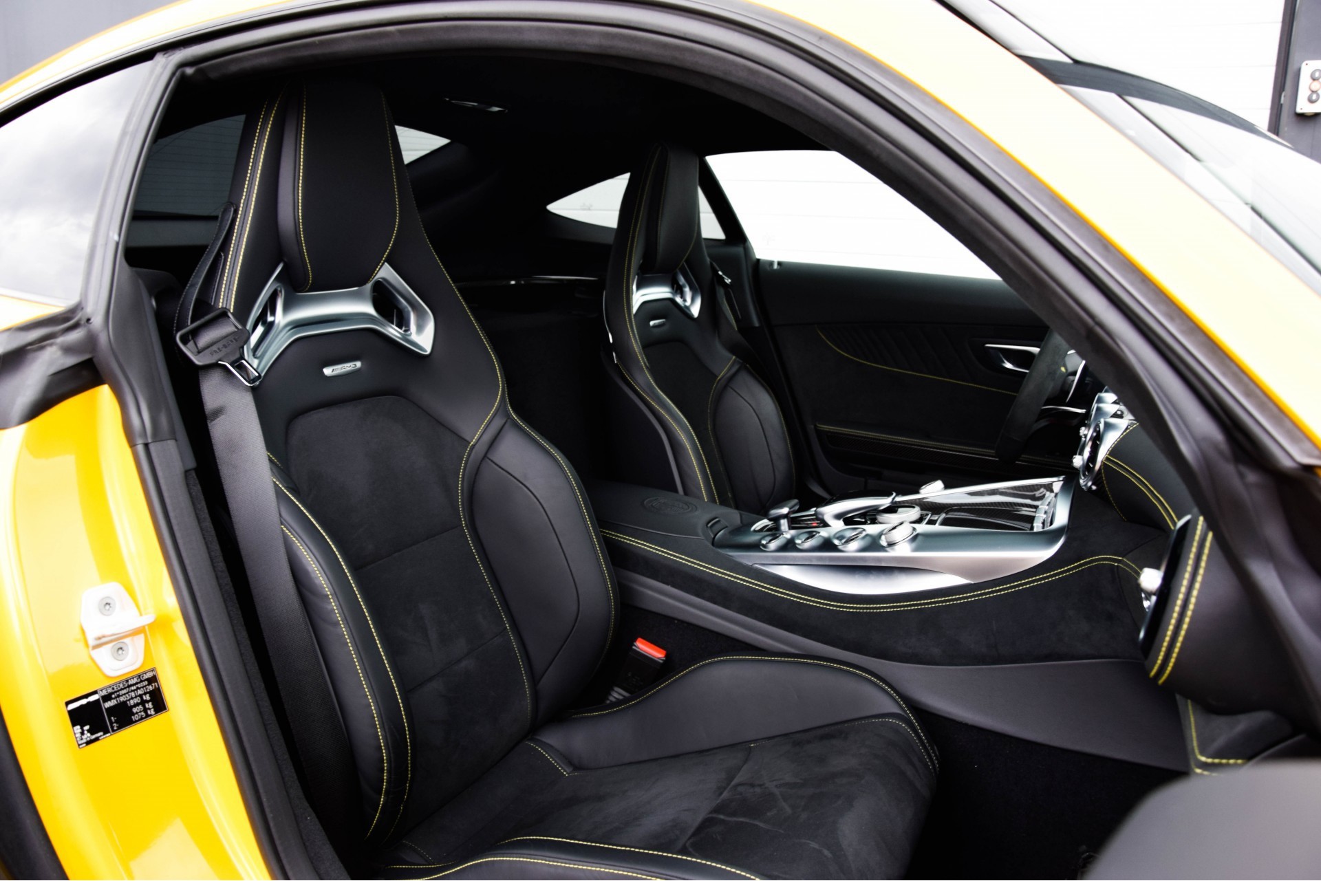 Mercedes-Benz AMG GT 4.0 S Designo/Ceramic/Dynamic Plus/Carbon/Performance Aut7 Foto 3