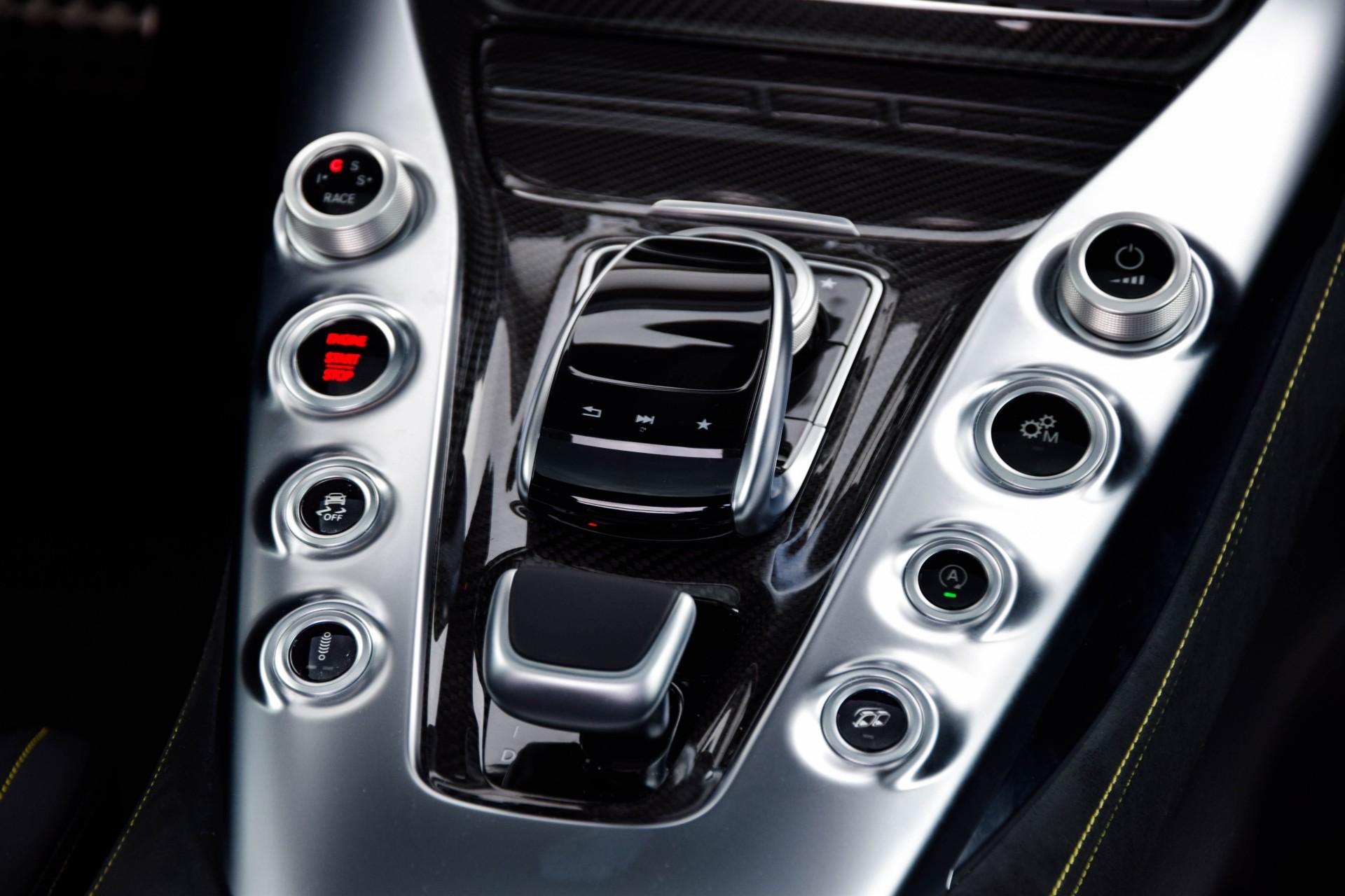 Mercedes-Benz AMG GT 4.0 S Designo/Ceramic/Dynamic Plus/Carbon/Performance Aut7 Foto 9