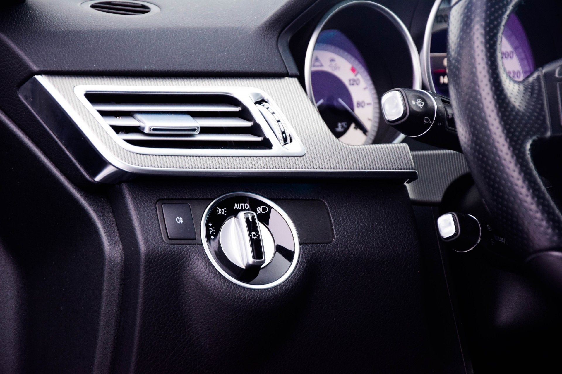 Mercedes-Benz E-Klasse Estate 220 Cdi Avantgarde Schuifdak/ILS/Verw-stoelen/Trekhaak Aut7 Foto 12