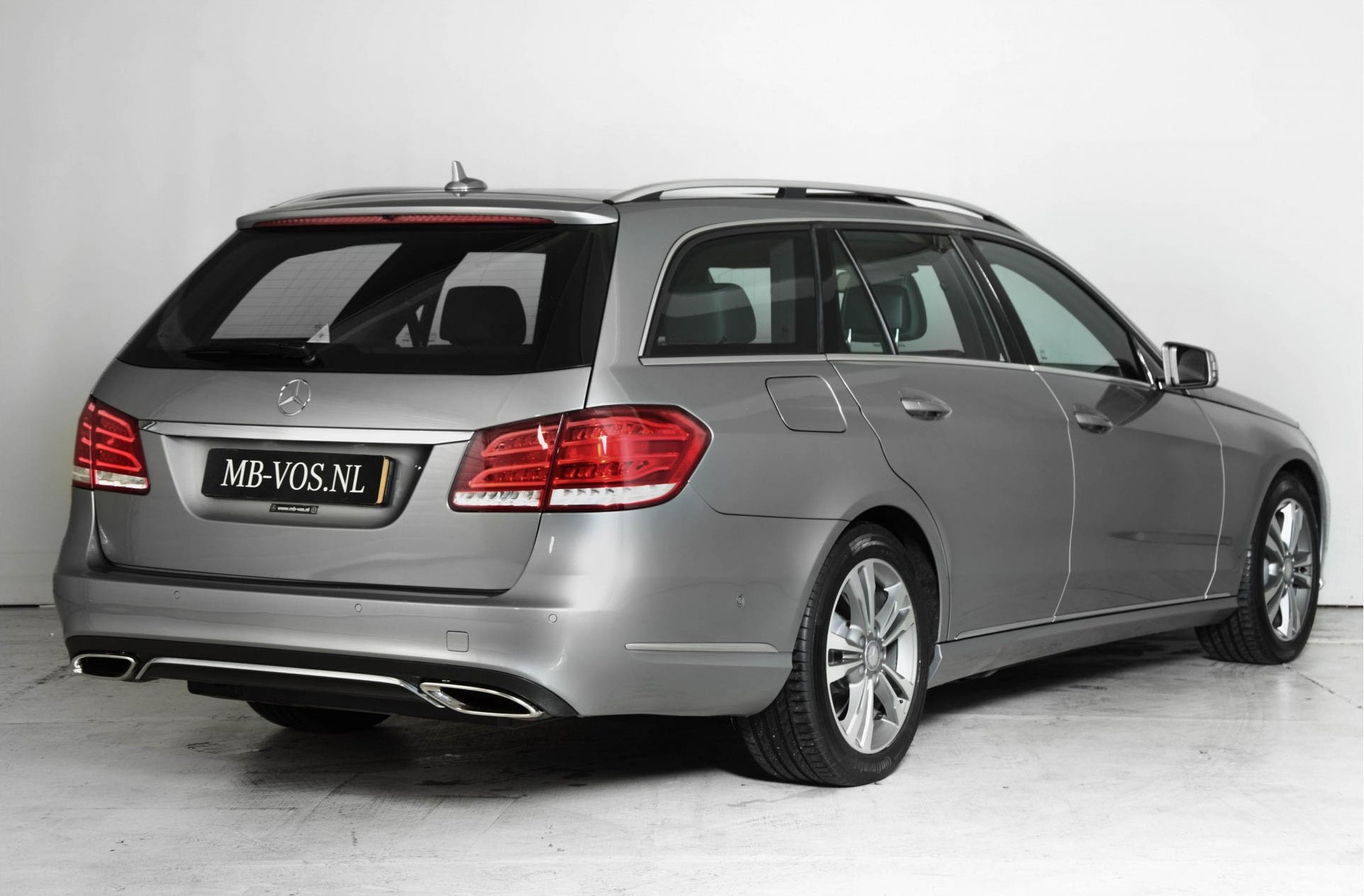 Mercedes-Benz E-Klasse Estate 220 Cdi Avantgarde Schuifdak/ILS/Verw-stoelen/Trekhaak Aut7 Foto 2