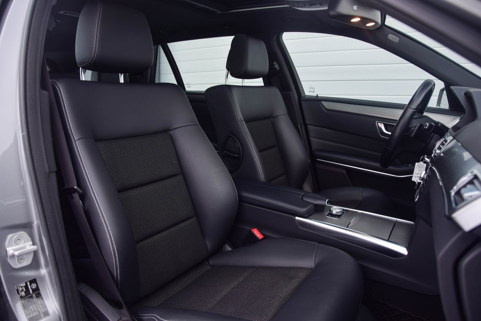 Mercedes-Benz E-Klasse Estate 220 Cdi Avantgarde Schuifdak/ILS/Verw-stoelen/Trekhaak Aut7 Foto 3