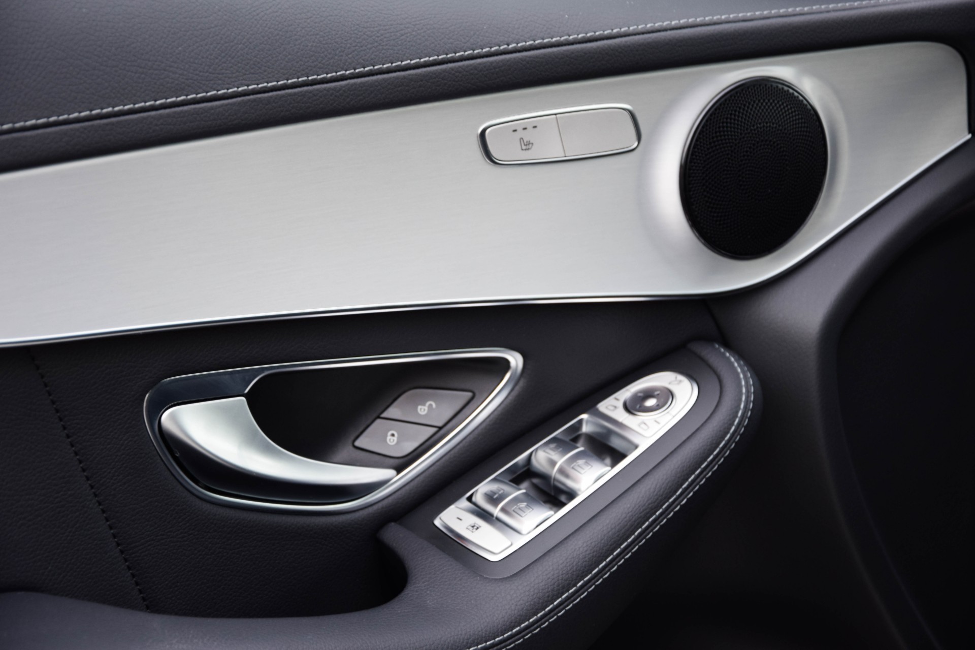 Mercedes-Benz GLC-Klasse 350 d 4-M AMG Luchtvering/Distronic/Pano/ILS/Camera/Night Aut9 Foto 11