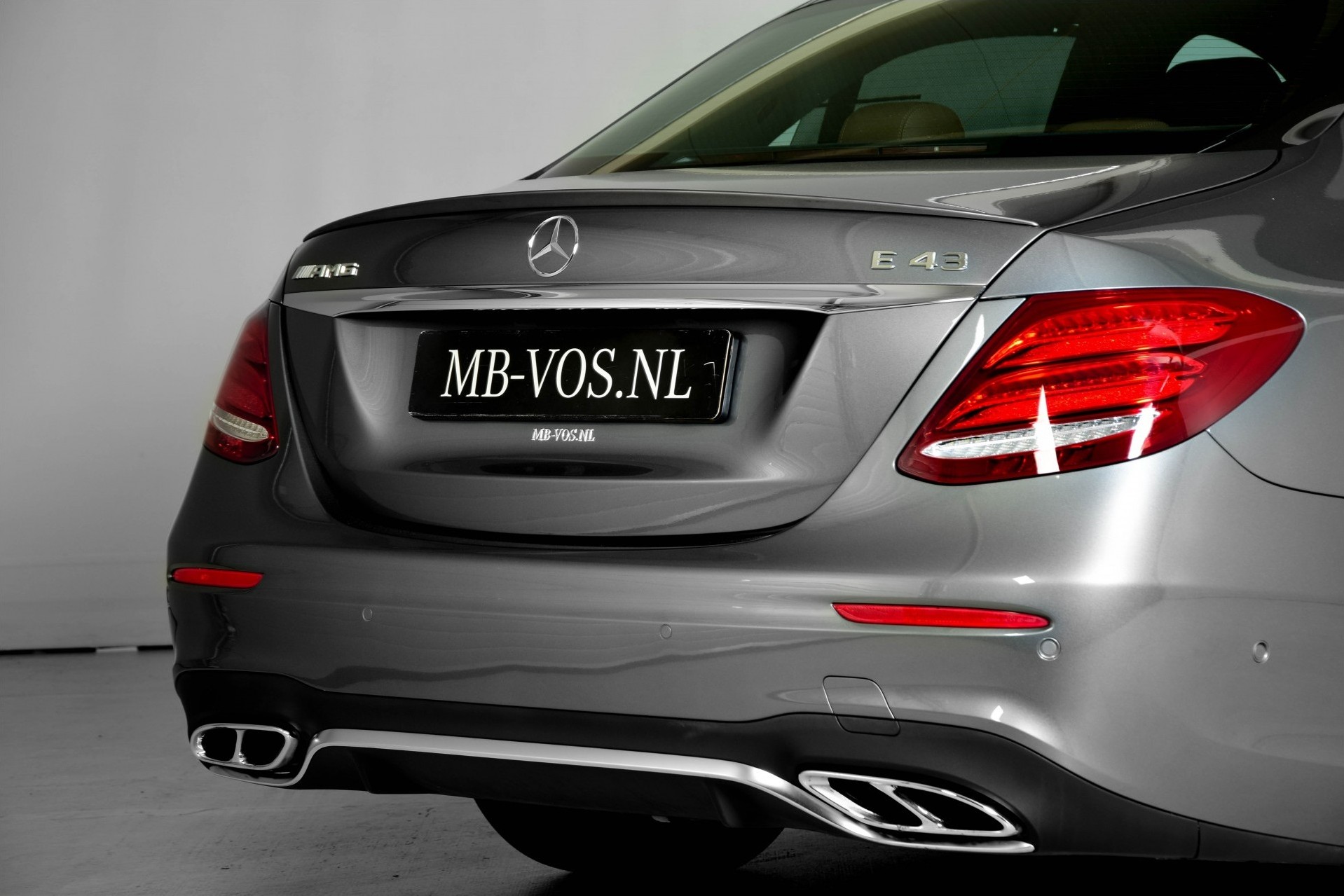 Mercedes-Benz E-Klasse 43 AMG 4-M Active Seats/Widescreen/Distronic/Keyless/20"/HUD/Mem Aut9 Foto 24