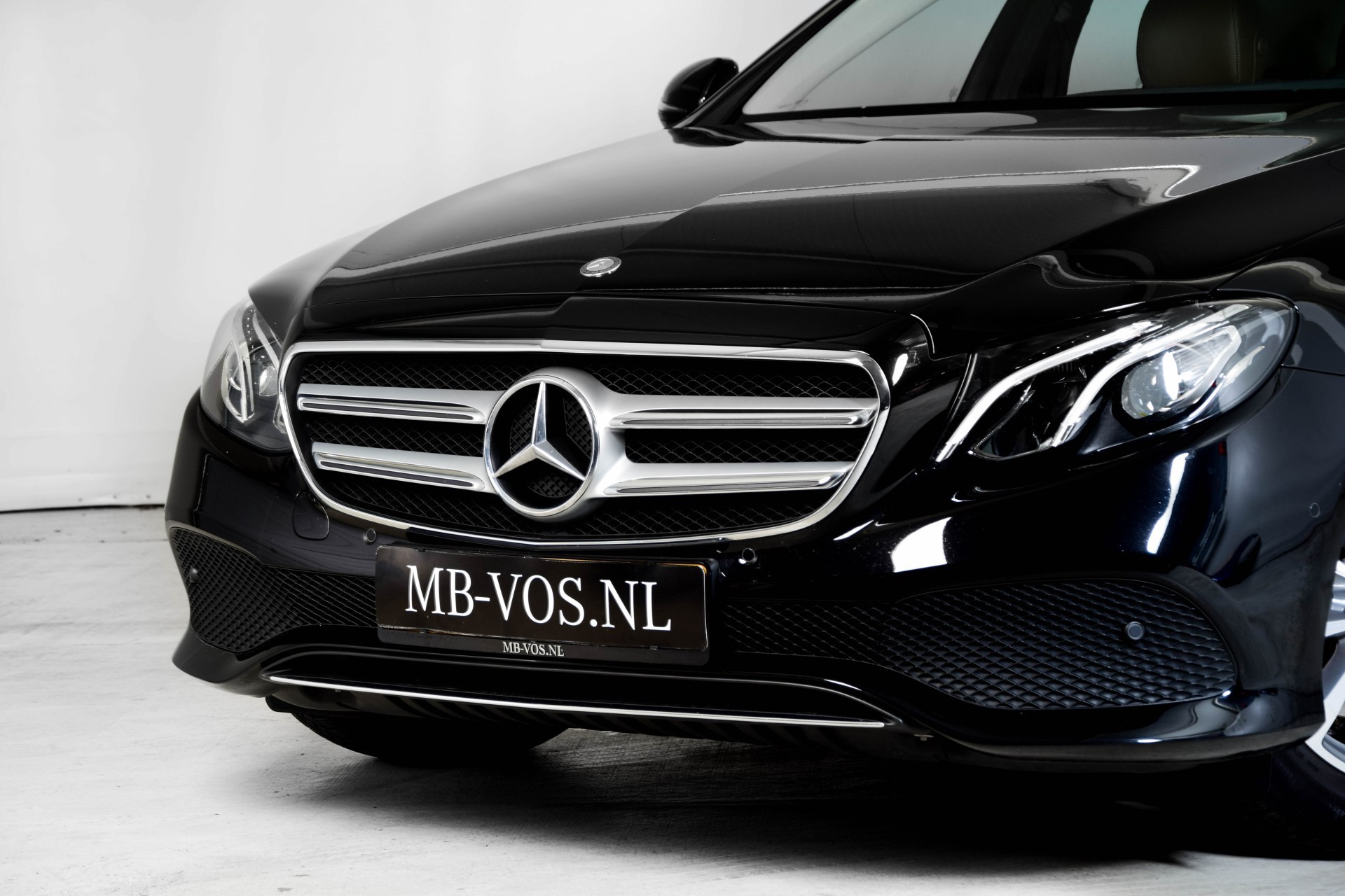 Mercedes-Benz E-Klasse 220d Avantgarde Widescreen/Leder/ILS/Head-Up/Camera Aut9 Foto 17