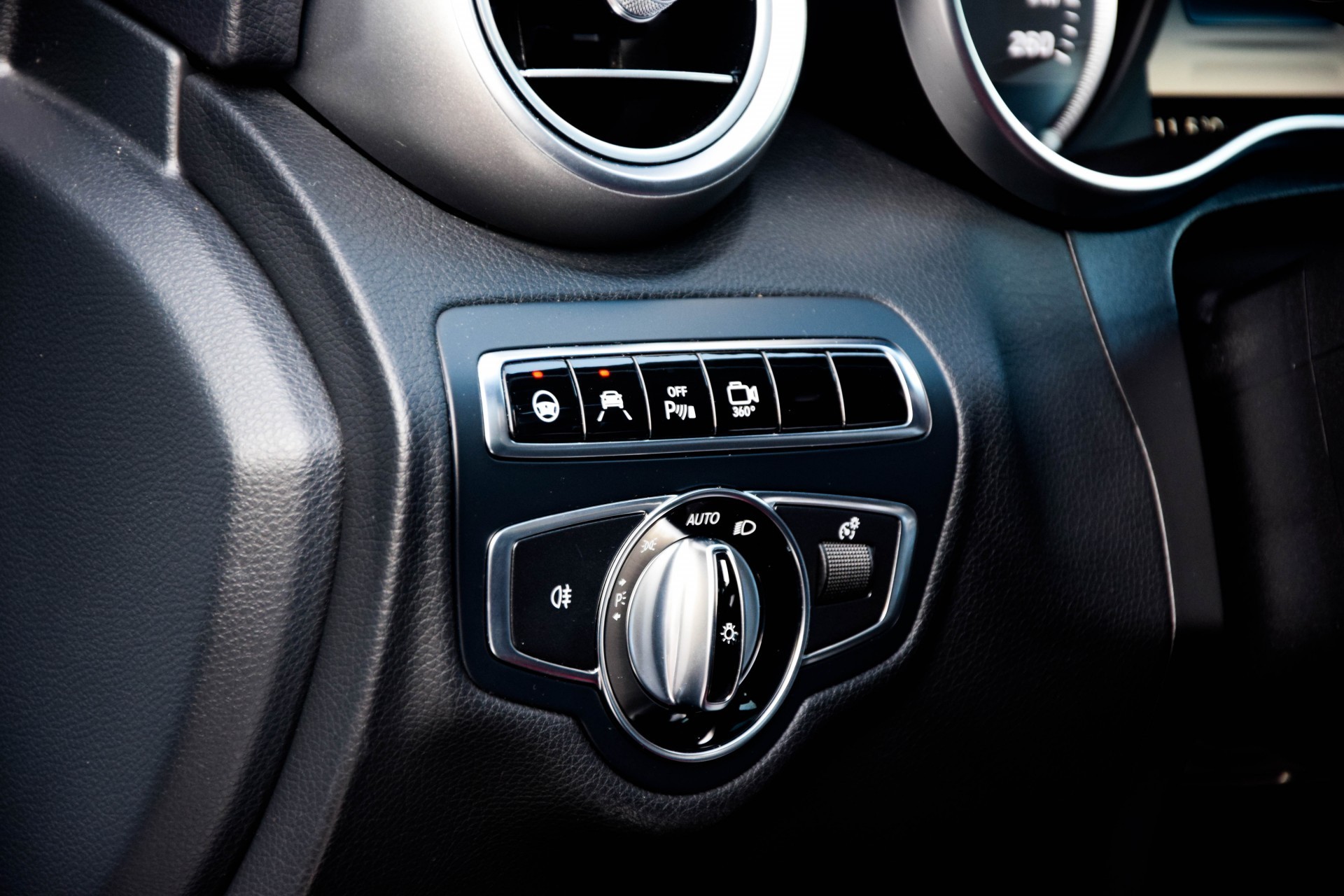 Mercedes-Benz C-Klasse 250 AMG Keyless/Distronic/Luchtvering/Night/Burmester/360/Panorama Aut7 Foto 11