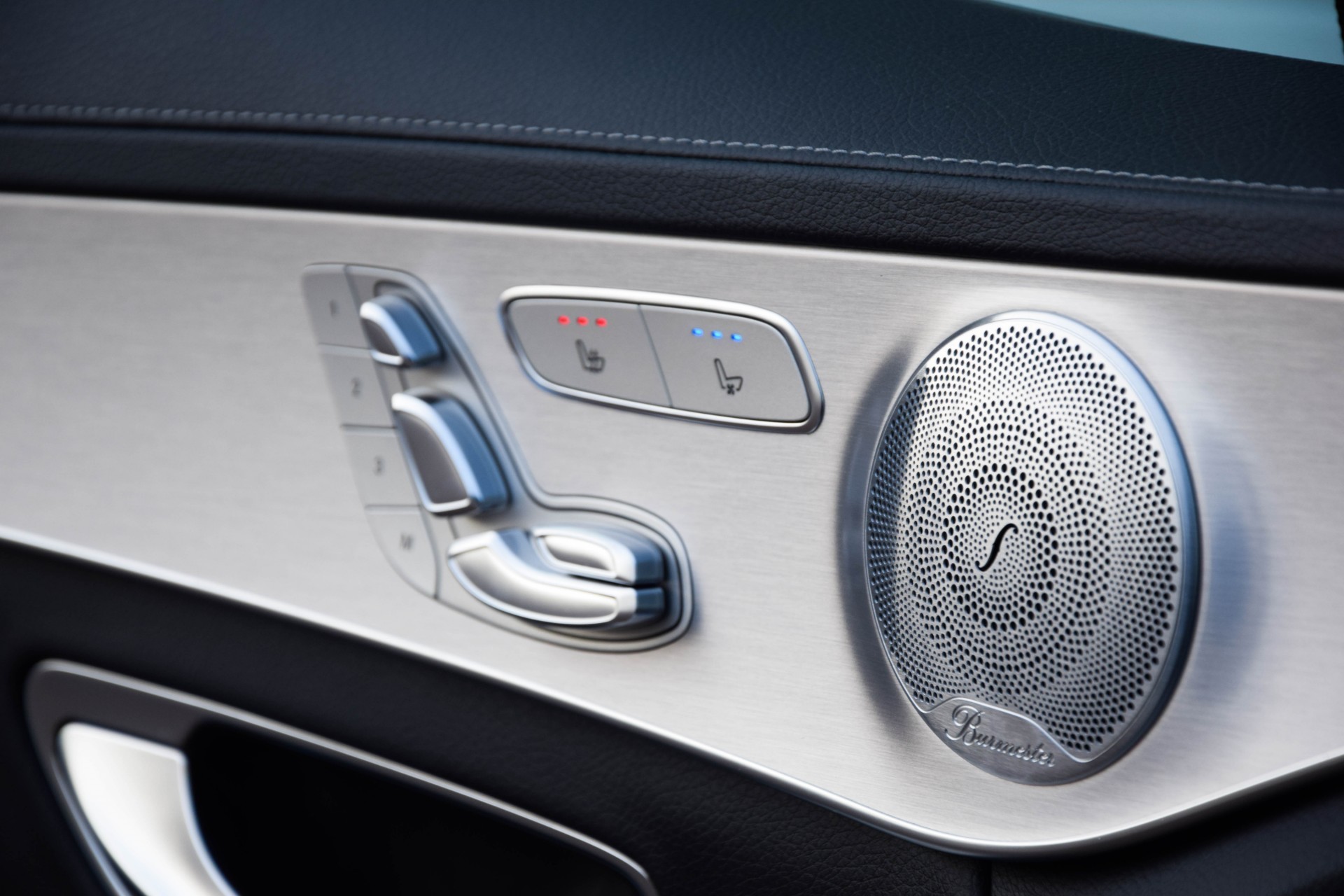 Mercedes-Benz C-Klasse 250 AMG Keyless/Distronic/Luchtvering/Night/Burmester/360/Panorama Aut7 Foto 15