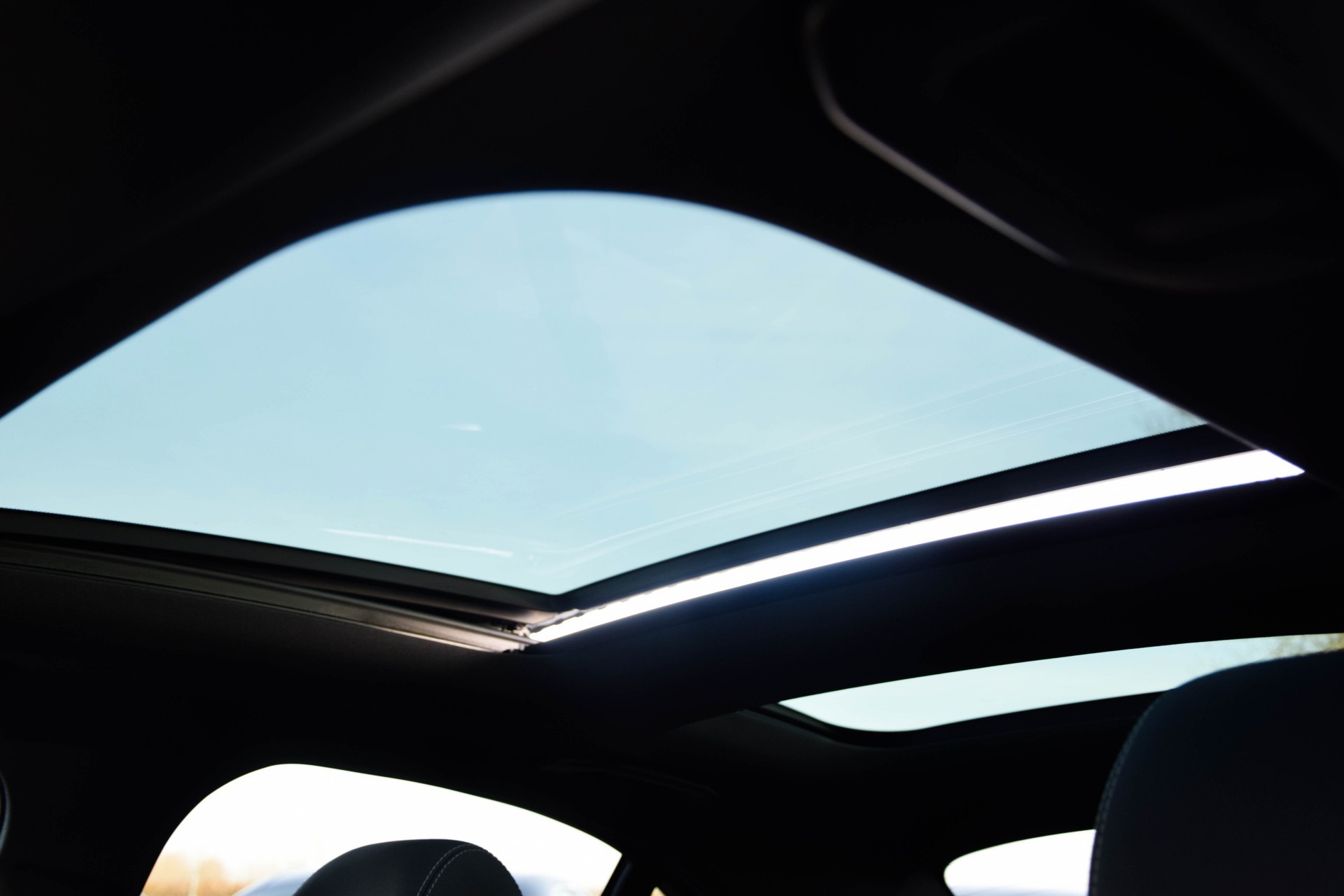 Mercedes-Benz C-Klasse 250 AMG Keyless/Distronic/Luchtvering/Night/Burmester/360/Panorama Aut7 Foto 16