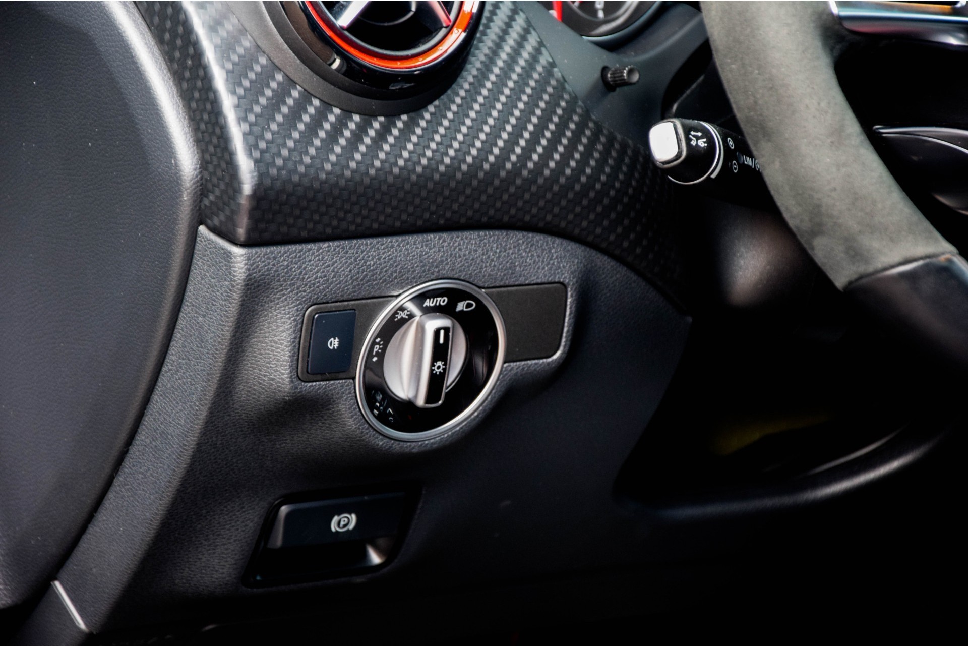 Mercedes-Benz A-Klasse 45 AMG 4-M Performance stoelen/Aerodynamica/Keyless/Distronic/Com/Harman Aut7 Foto 17