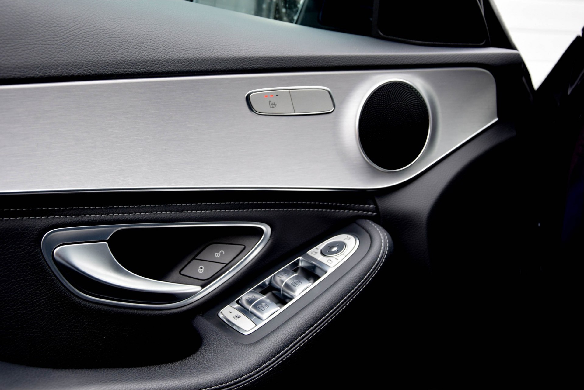 Mercedes-Benz C-Klasse Estate 180 Cdi Prestige AMG pakket/Leder/Pano/Camera/Stoelverwarming/LED/Hand.6 Foto 10