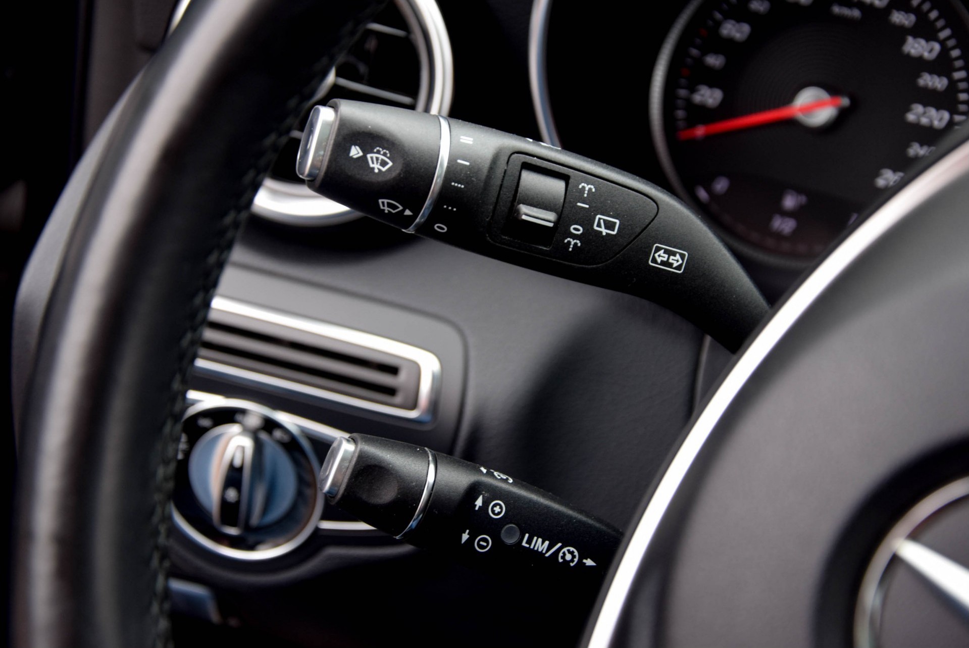 Mercedes-Benz C-Klasse Estate 180 Cdi Prestige AMG pakket/Leder/Pano/Camera/Stoelverwarming/LED/Hand.6 Foto 13