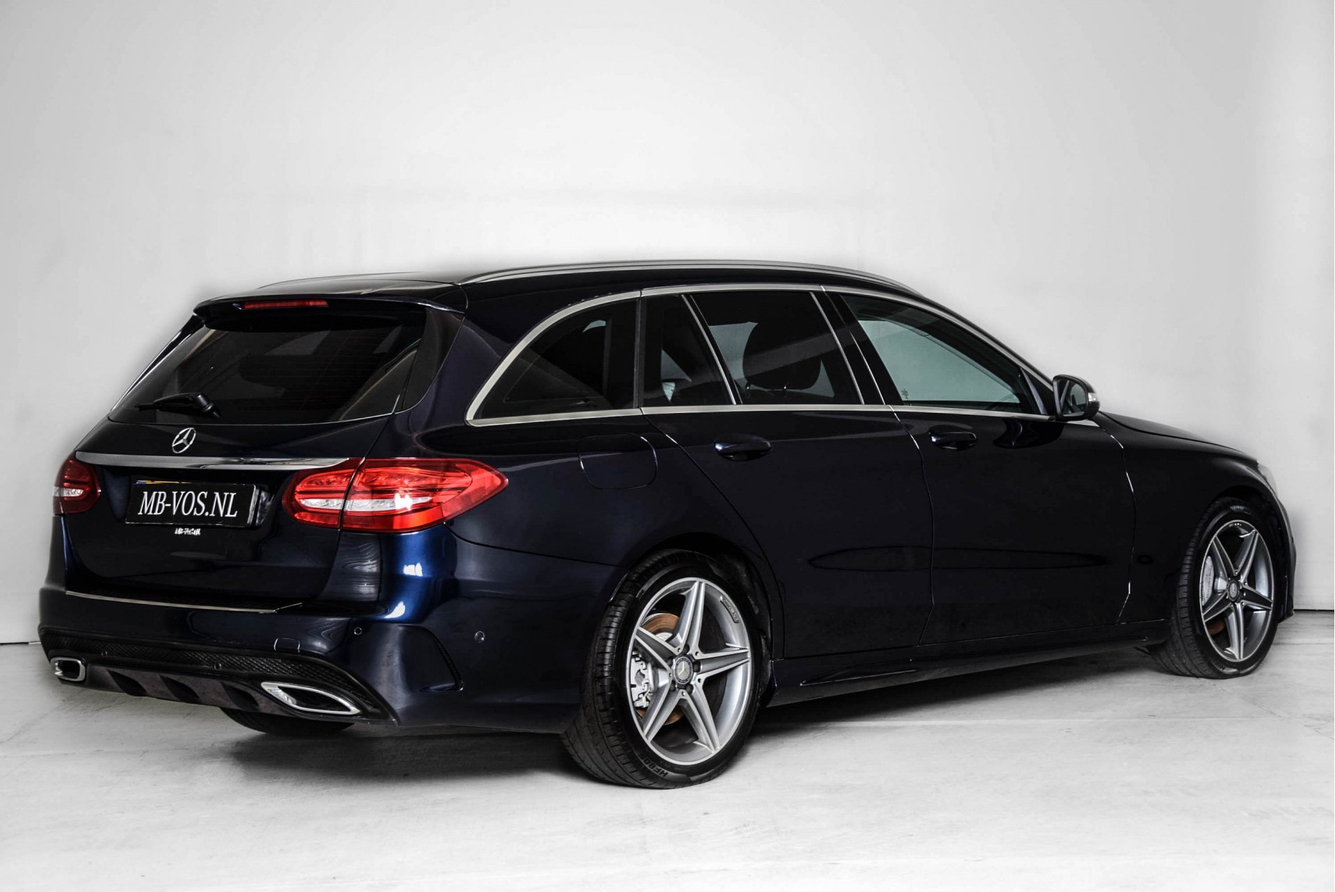 Mercedes-Benz C-Klasse Estate 180 Cdi Prestige AMG pakket/Leder/Pano/Camera/Stoelverwarming/LED/Hand.6 Foto 2