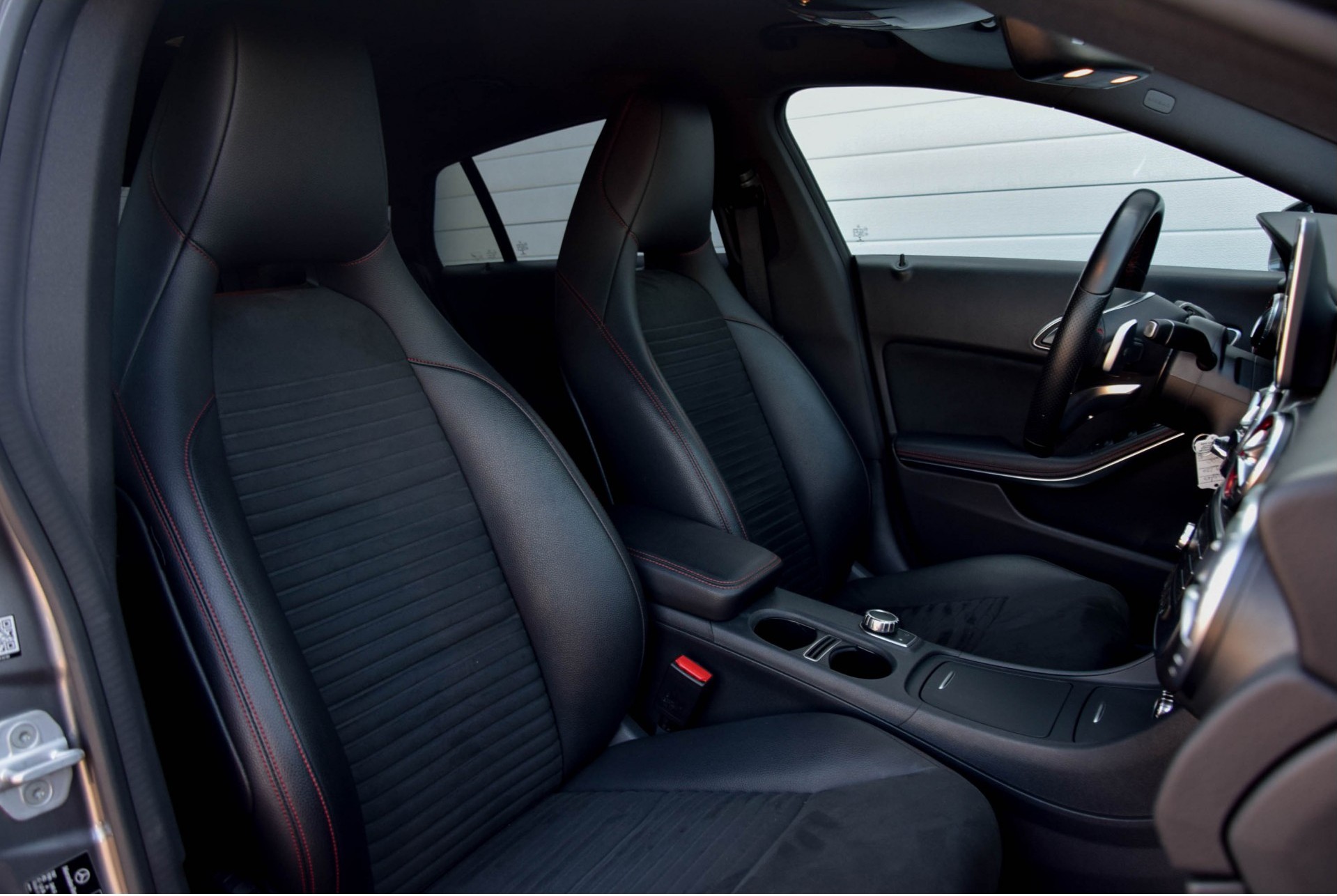 Mercedes-Benz CLA-Klasse Shooting Brake 220 Cdi AMG Navigatie/Pts/Verw-stoeln Aut7 Foto 3