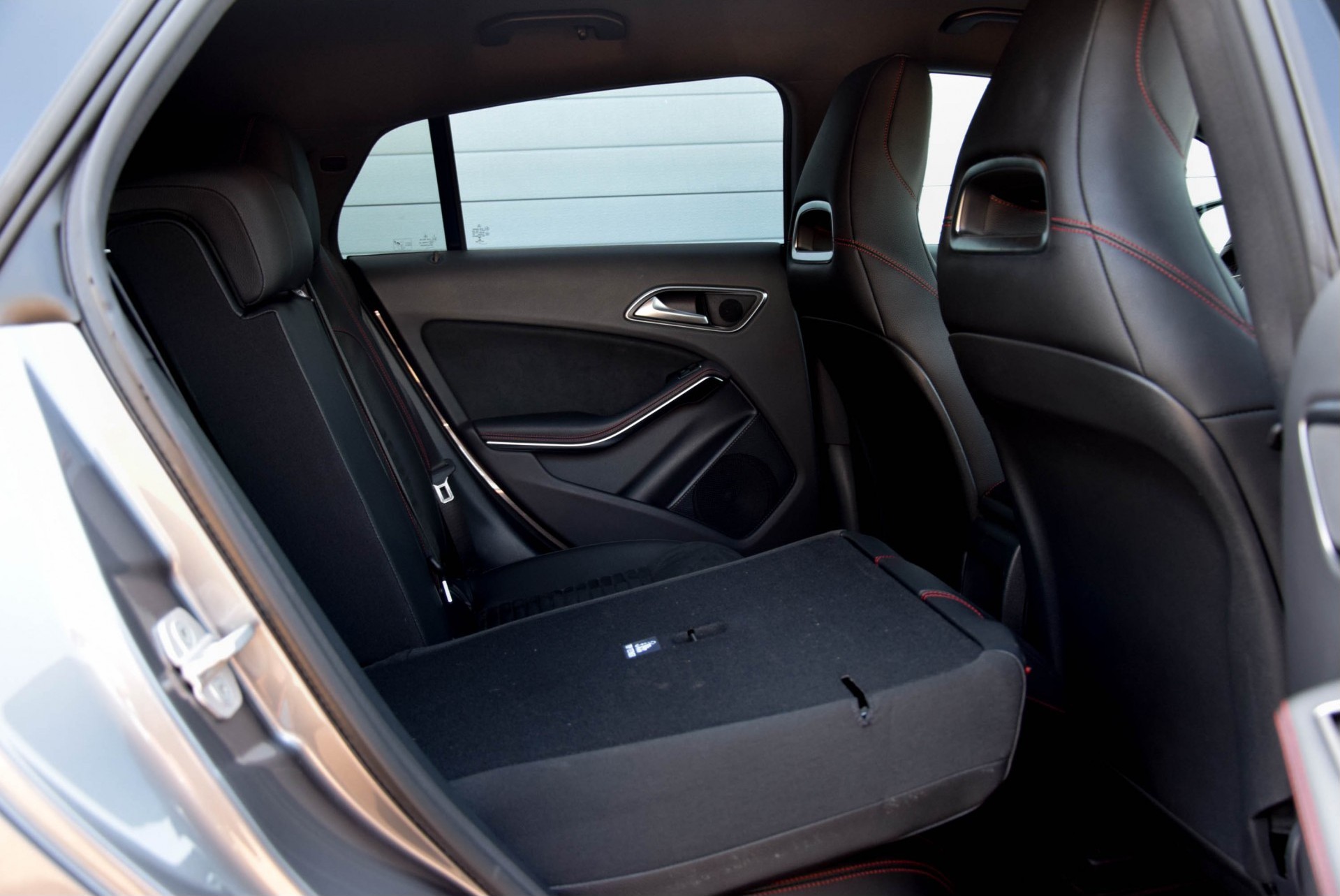 Mercedes-Benz CLA-Klasse Shooting Brake 220 Cdi AMG Navigatie/Pts/Verw-stoeln Aut7 Foto 5