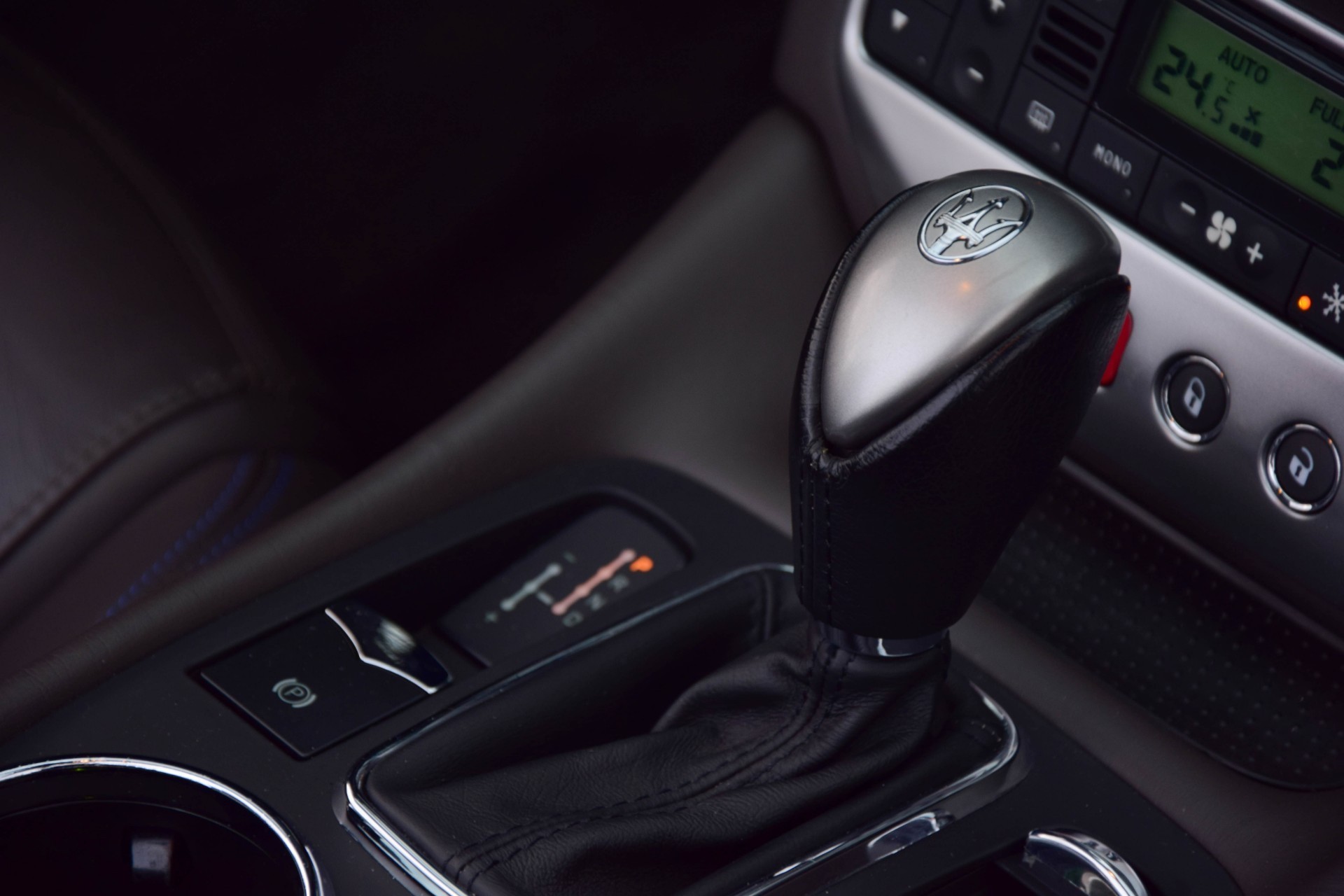 Maserati GranCabrio 4.7 SPORT Bose/Nappa/Touchscreen/20" Aut6 Foto 12