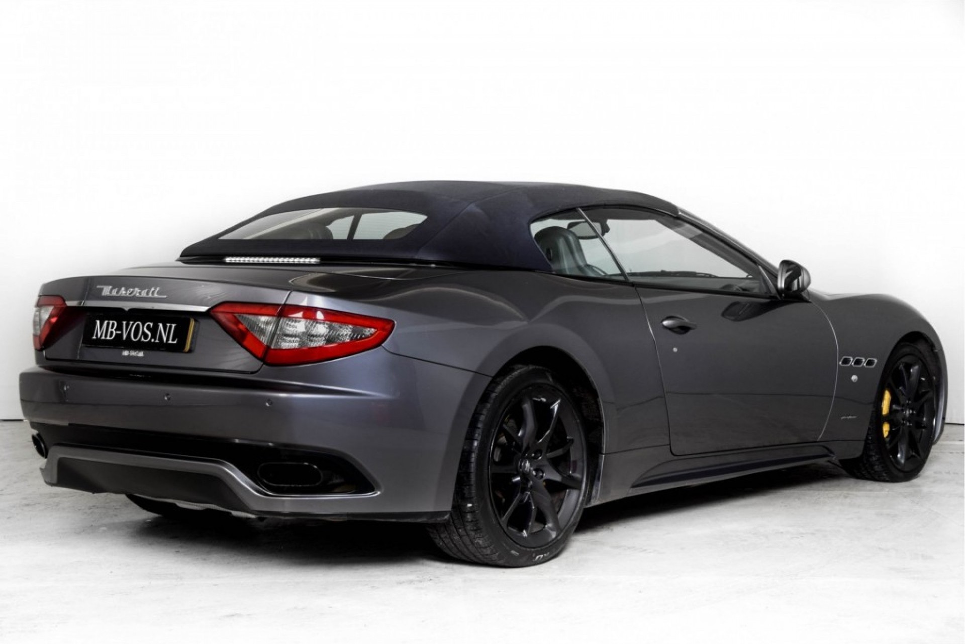 Maserati GranCabrio 4.7 SPORT Bose/Nappa/Touchscreen/20" Aut6 Foto 4