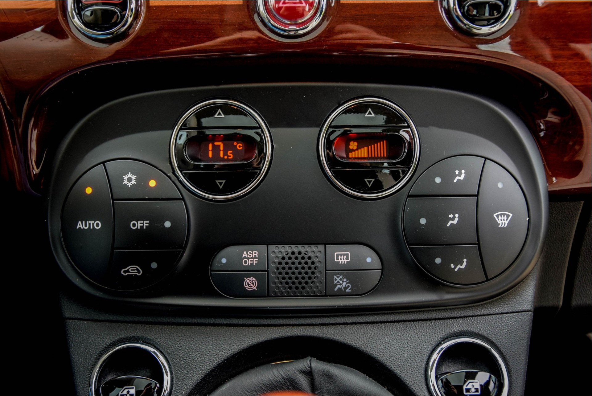 Fiat 500 0.9 Twin-Air Turbo Riva Pano/Navi/PDC/Clima/BeatsByDre/Bleutooth Foto 8
