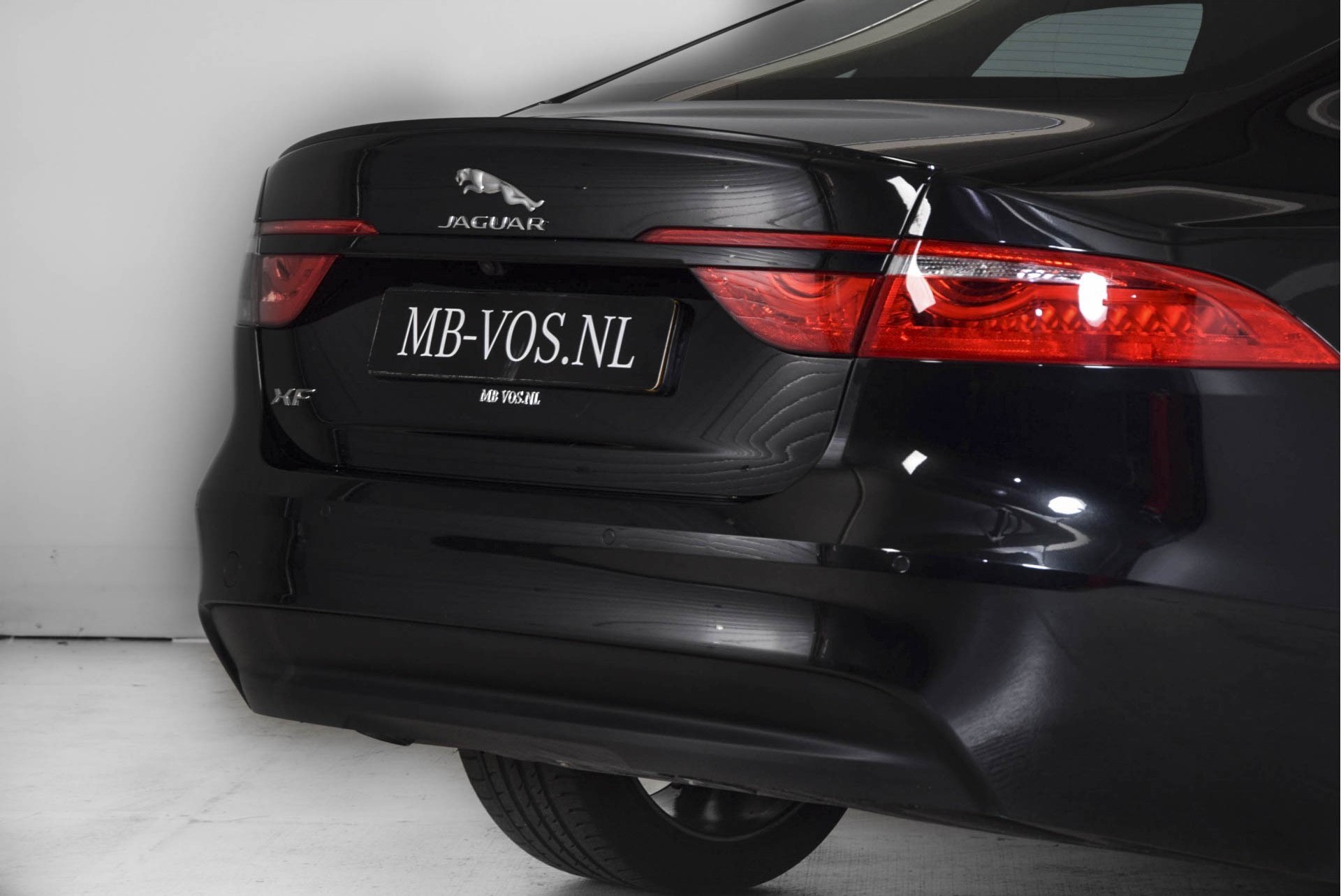 Jaguar XF 2.0D Portfolio R-sport/Black Edition/Xenon/Keyless-GO/Camera/Leder/20'' Aut8 Foto 20